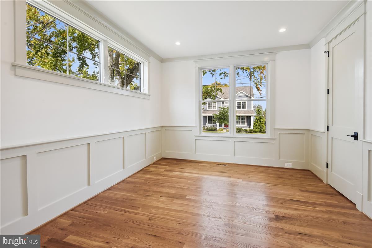 GLENBROOK VILLAGE - Residential