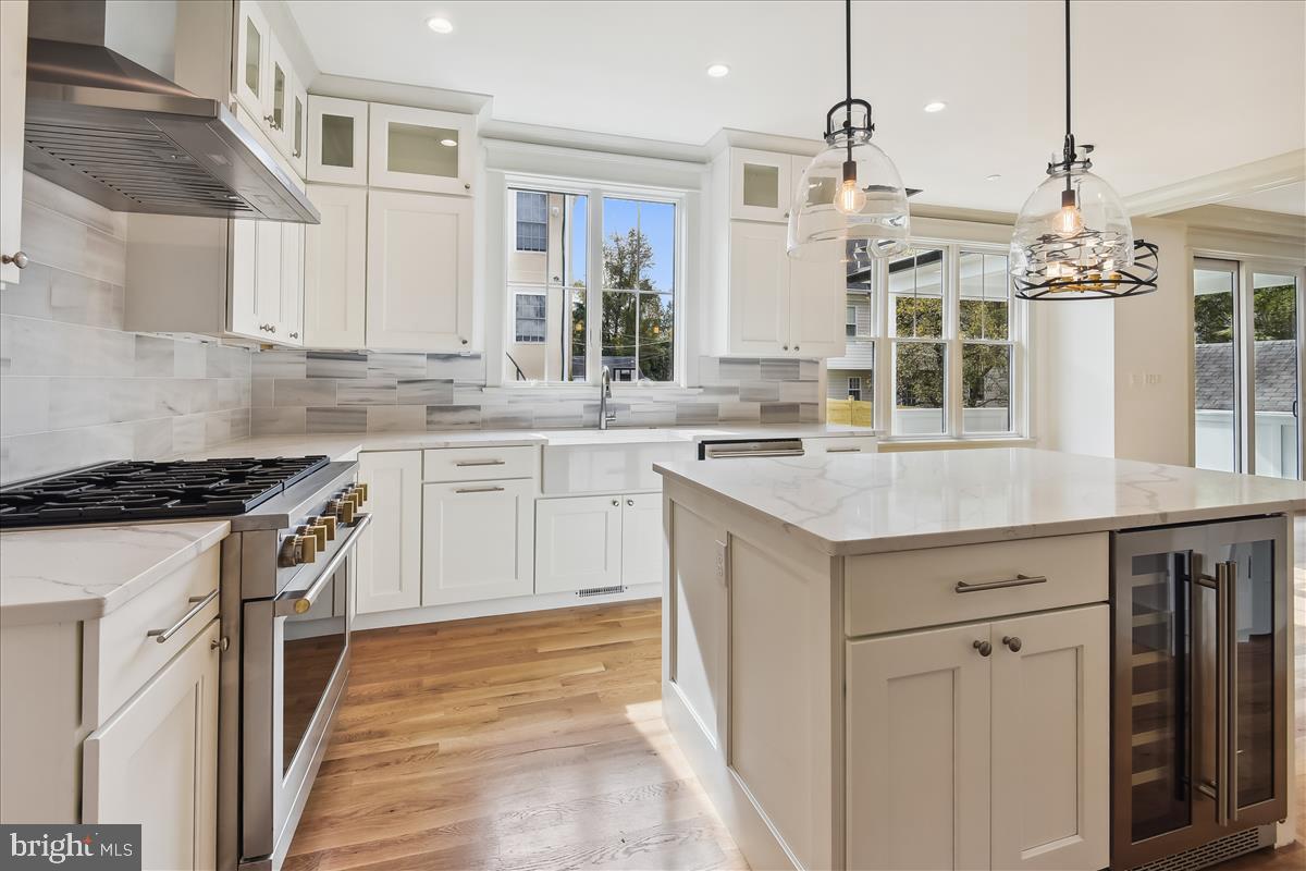 GLENBROOK VILLAGE - Residential