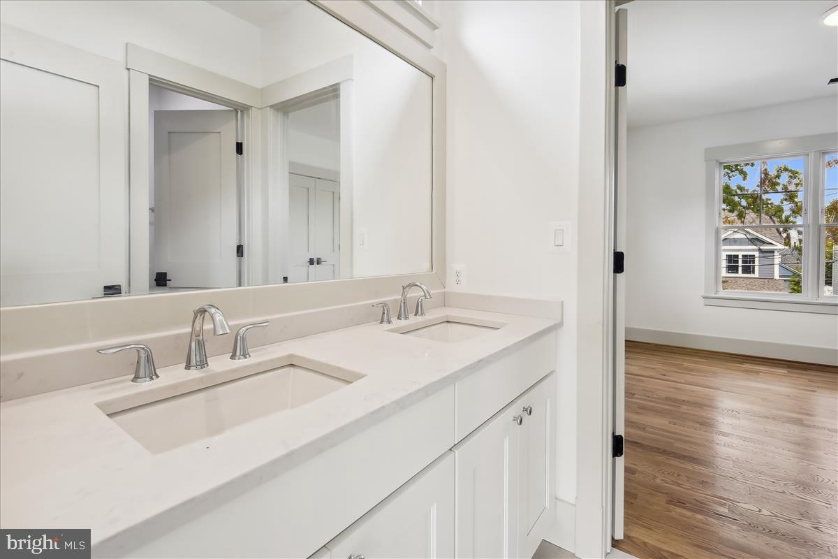 GLENBROOK VILLAGE - Residential