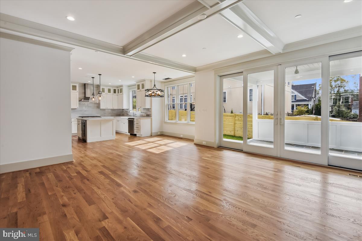 GLENBROOK VILLAGE - Residential