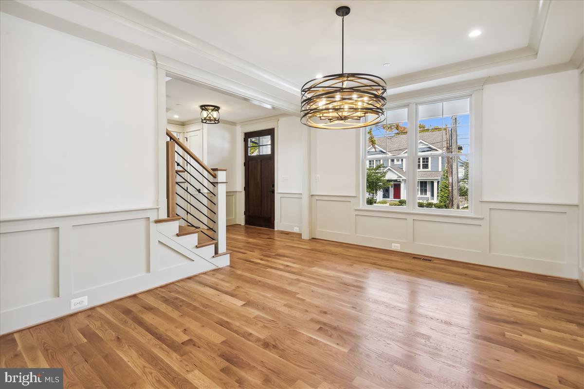 GLENBROOK VILLAGE - Residential
