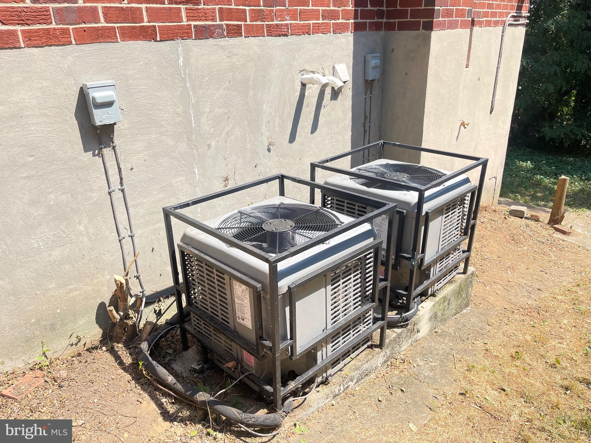 WALTHERSON - Residential Lease