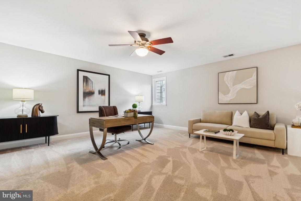 SOUTH RIDING - Residential