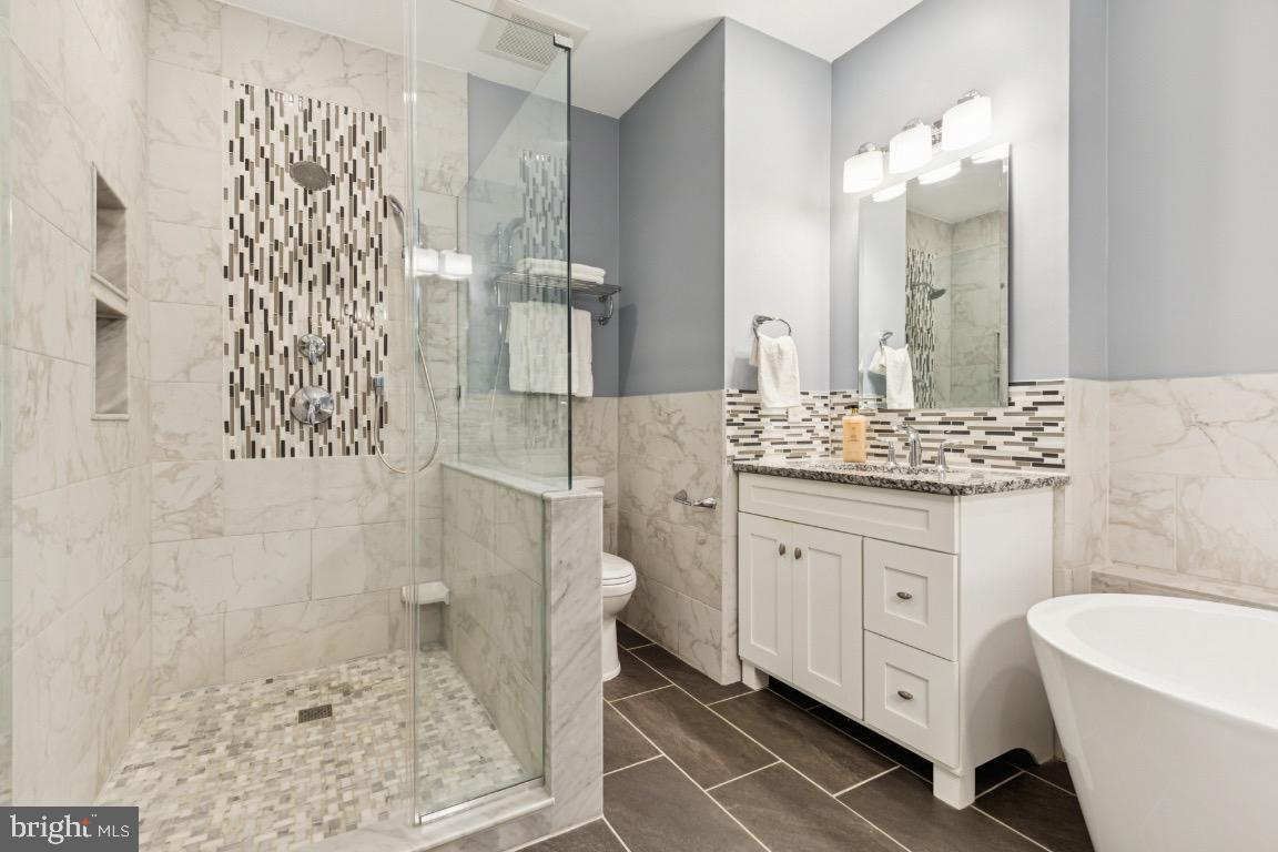 SOUTH RIDING - Residential