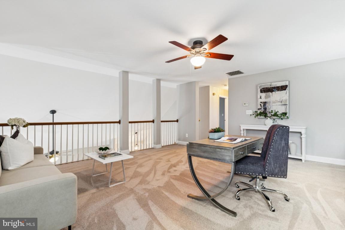 SOUTH RIDING - Residential