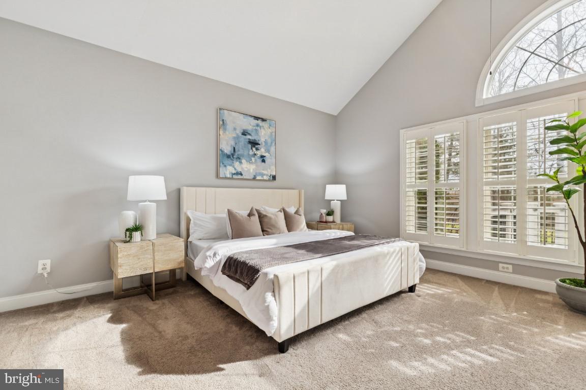 SOUTH RIDING - Residential