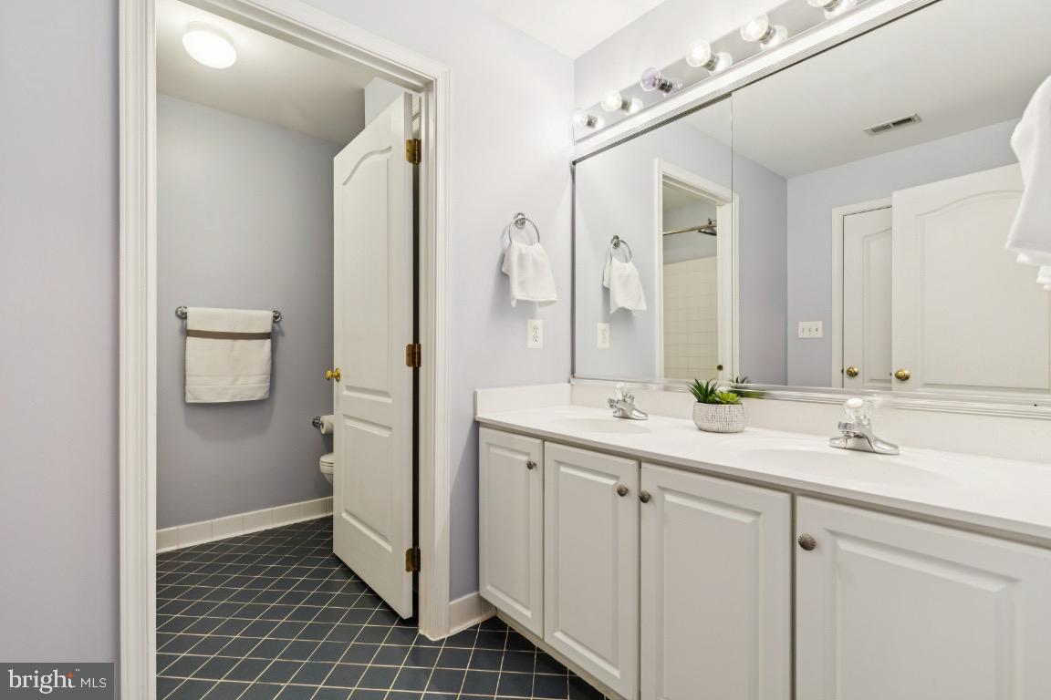 SOUTH RIDING - Residential