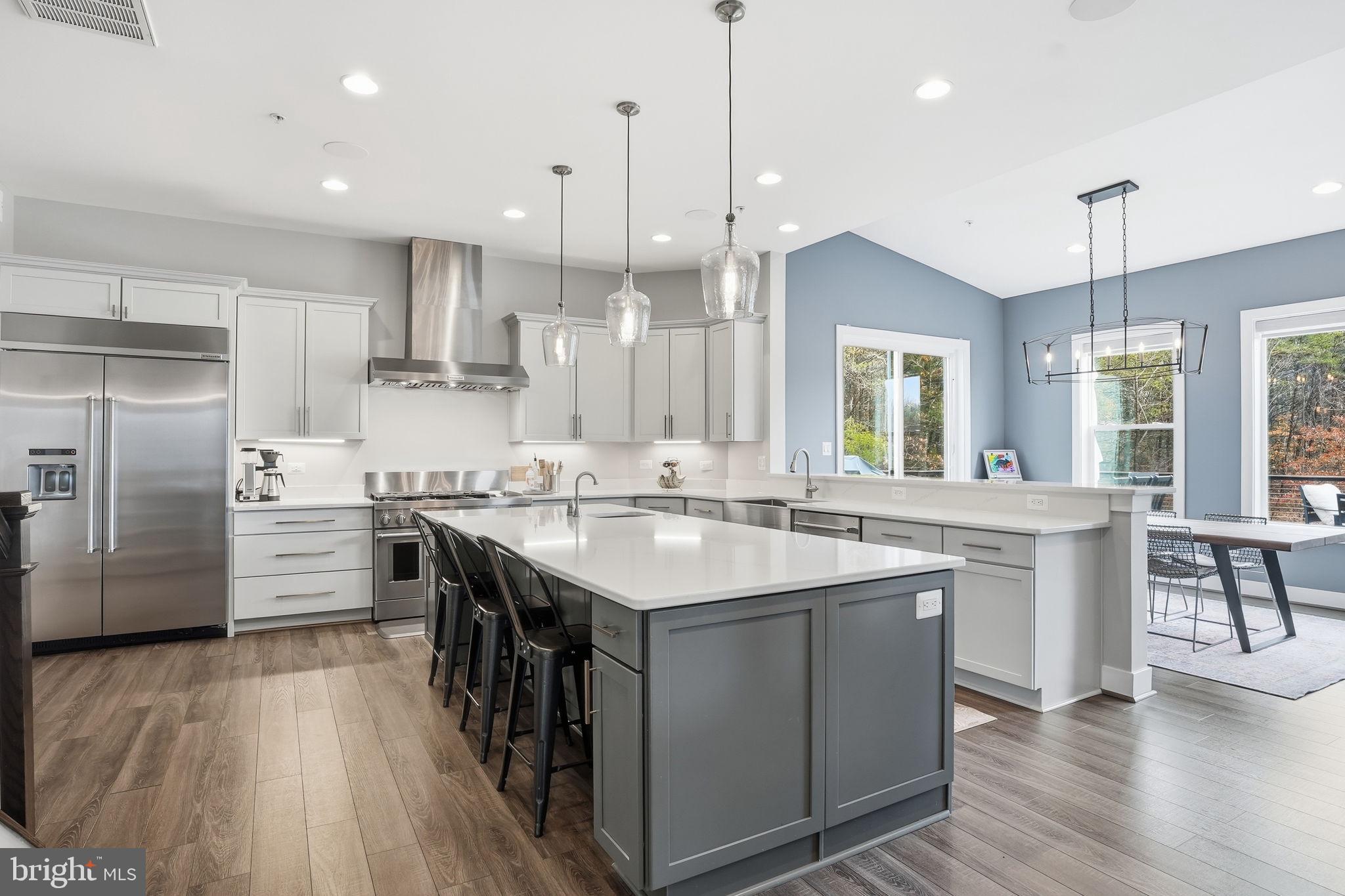 SOUTHERN HILLS - Residential