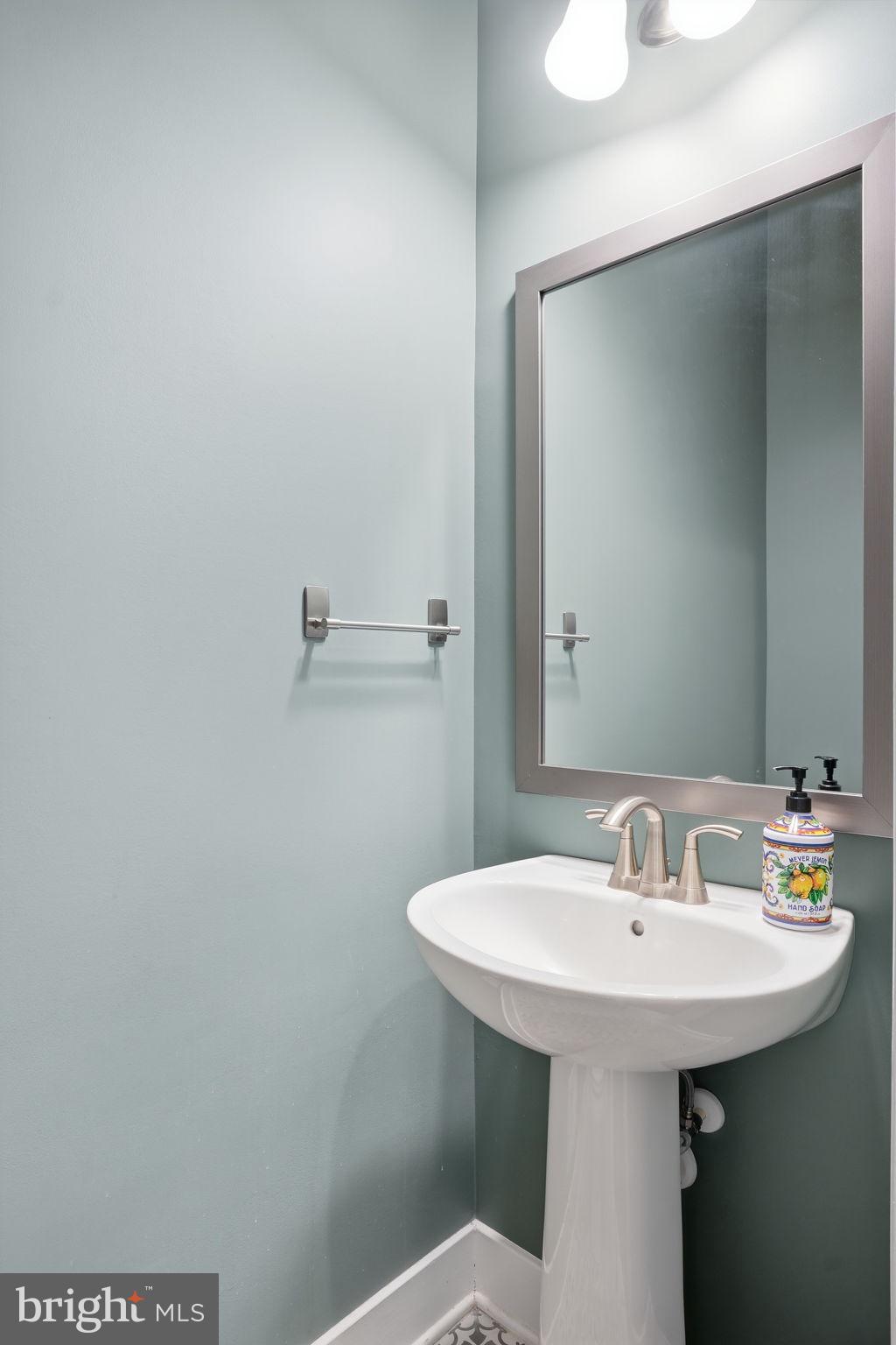 SOUTHERN HILLS - Residential