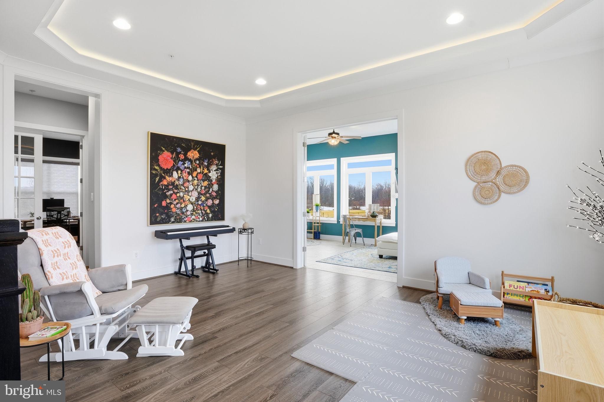 SOUTHERN HILLS - Residential