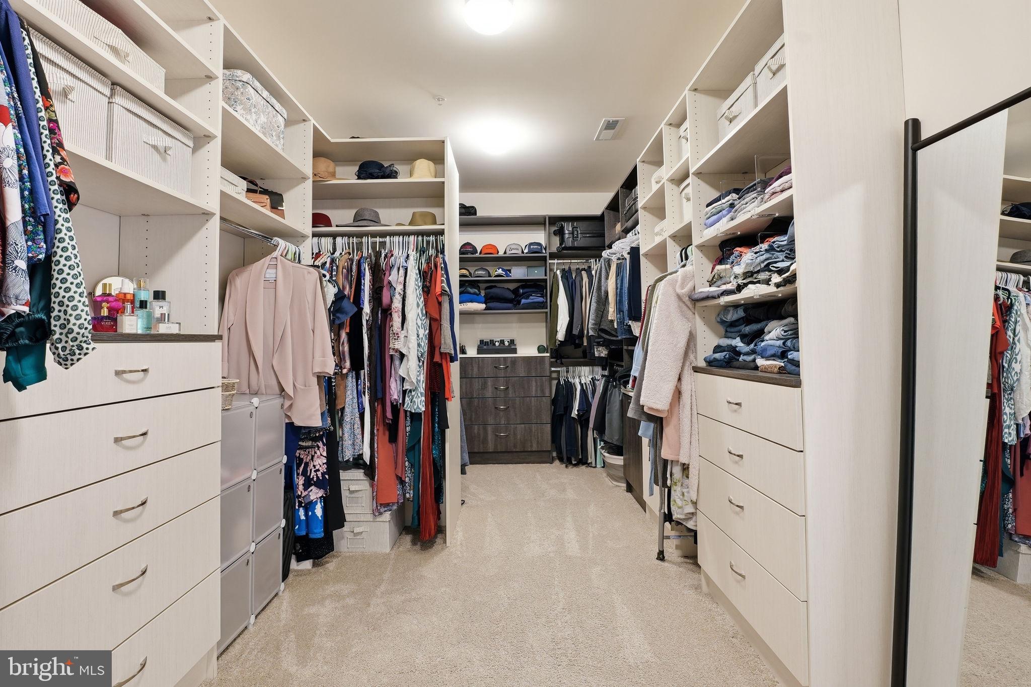 SOUTHERN HILLS - Residential