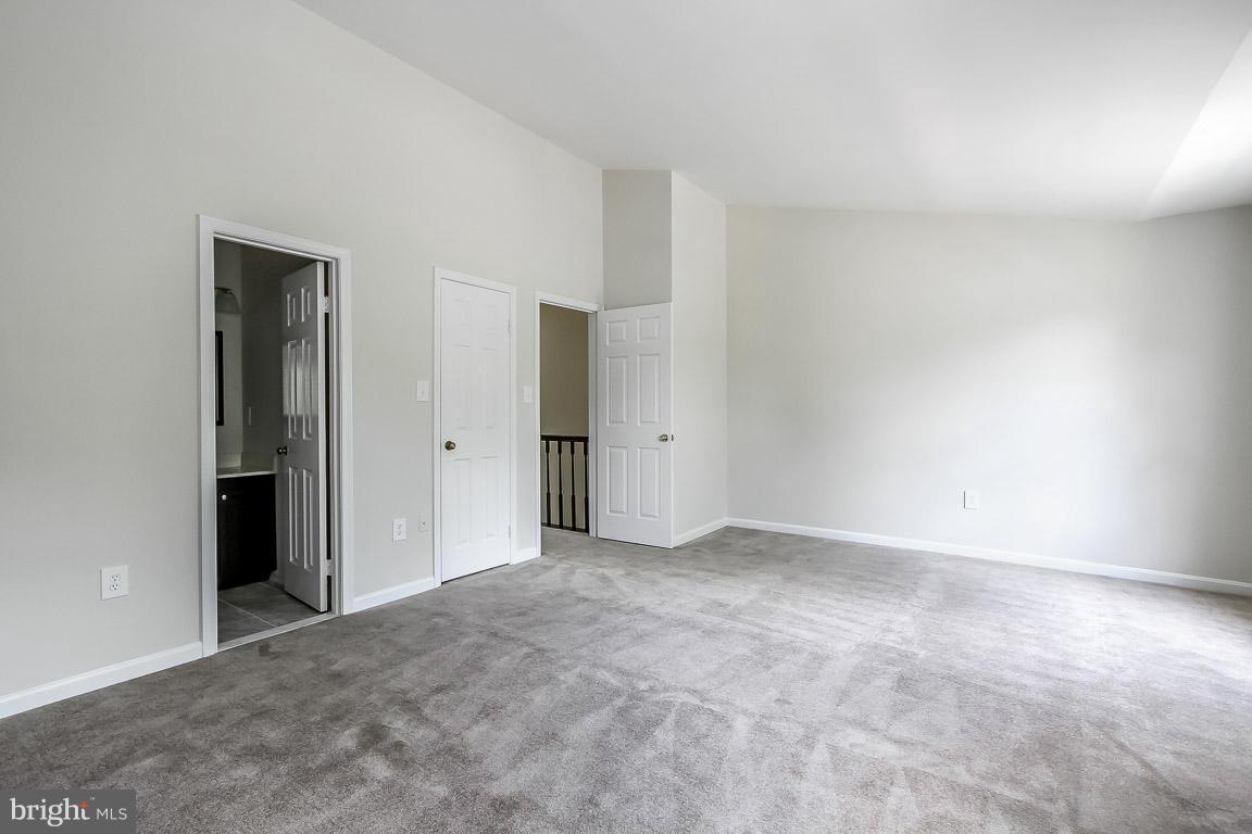 MONTCLAIR - Residential