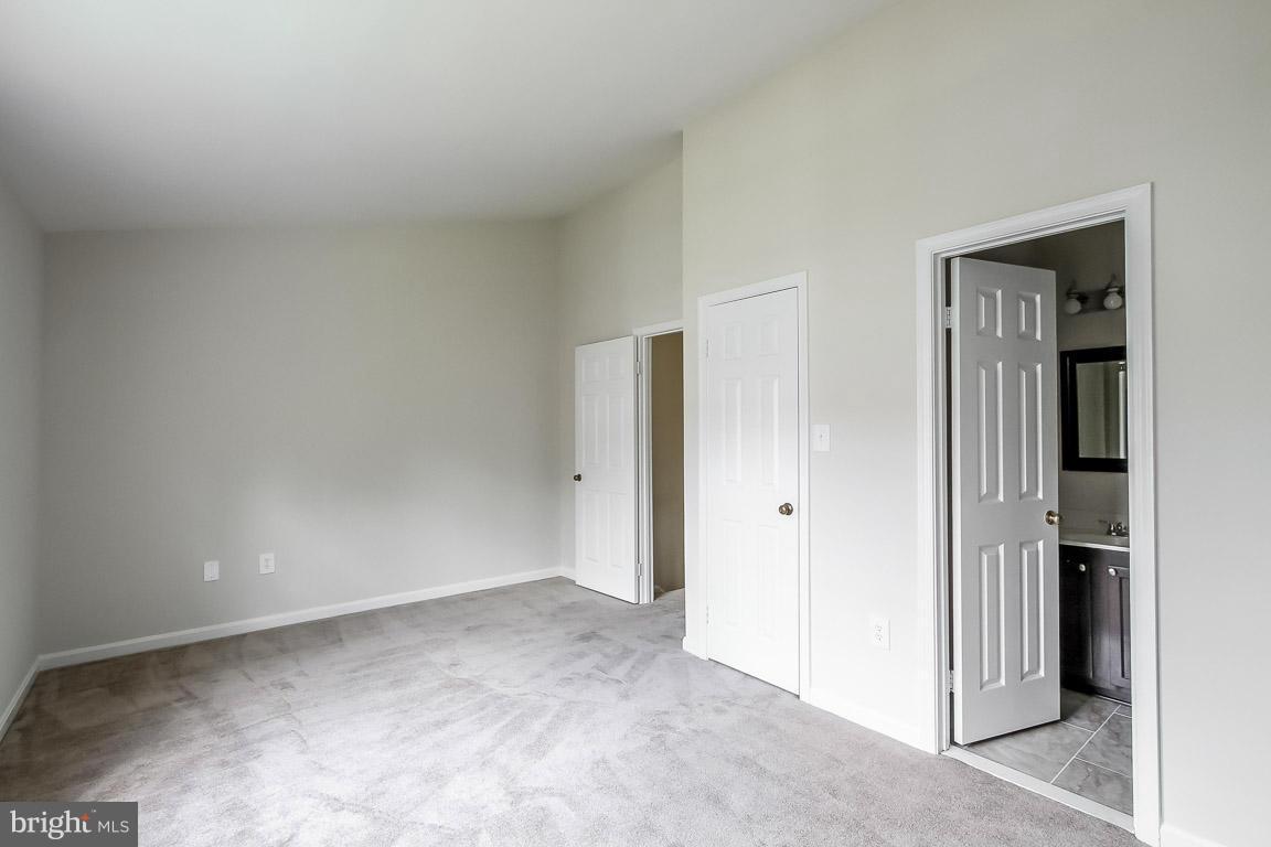 MONTCLAIR - Residential