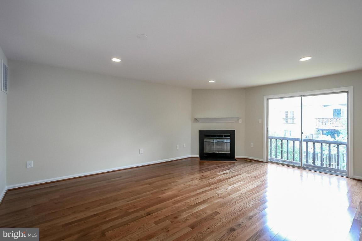 MONTCLAIR - Residential