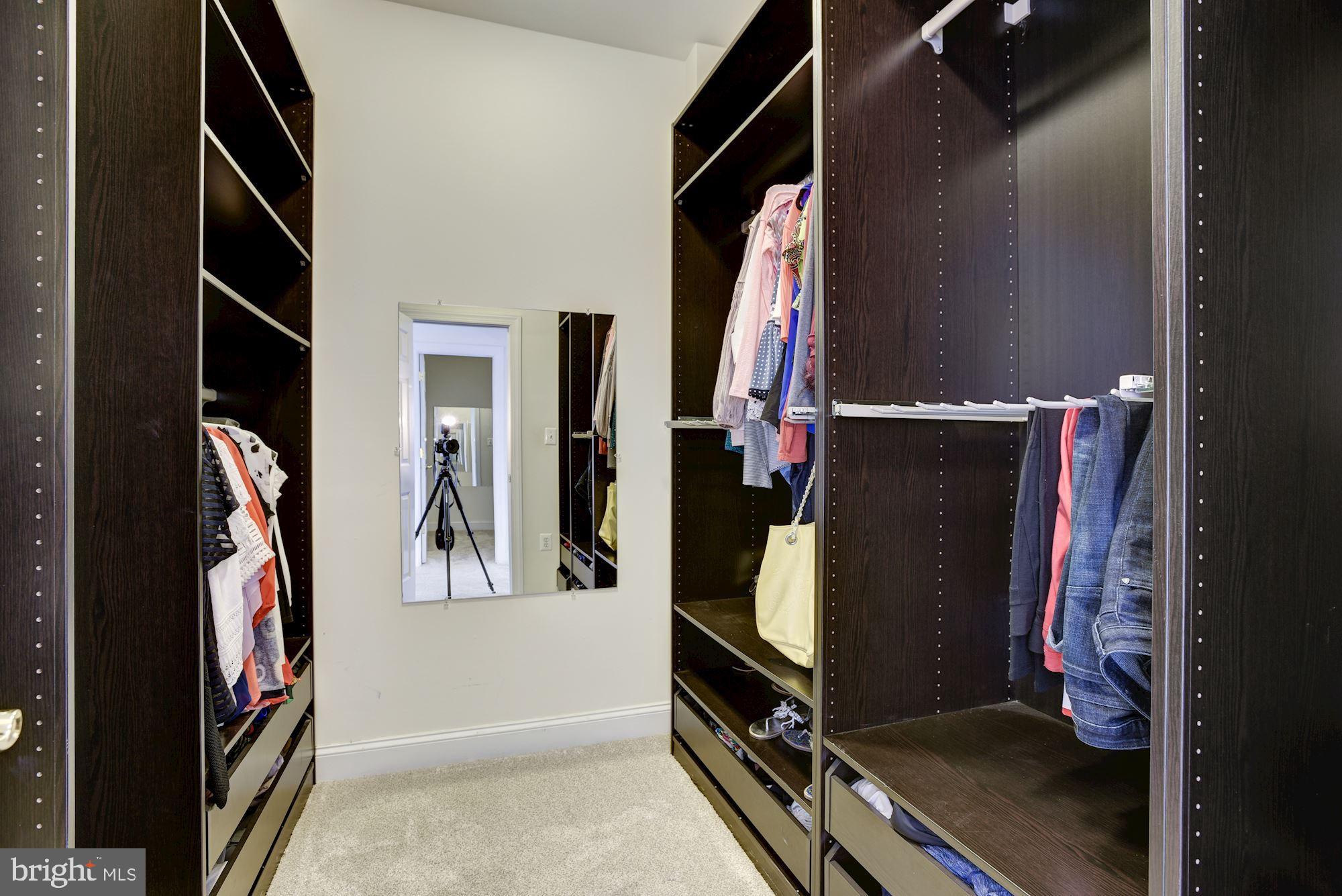 WOLF RUN SHOALS - Residential