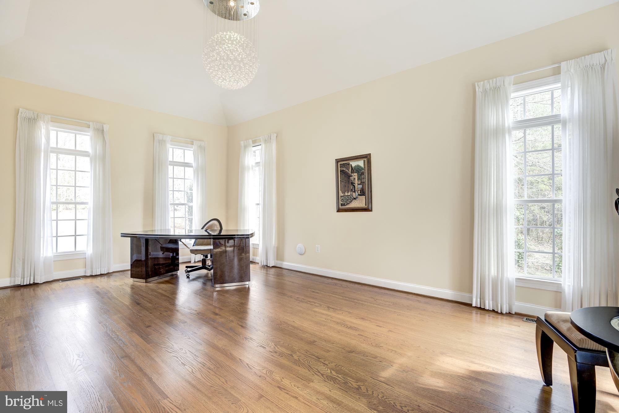 WOLF RUN SHOALS - Residential