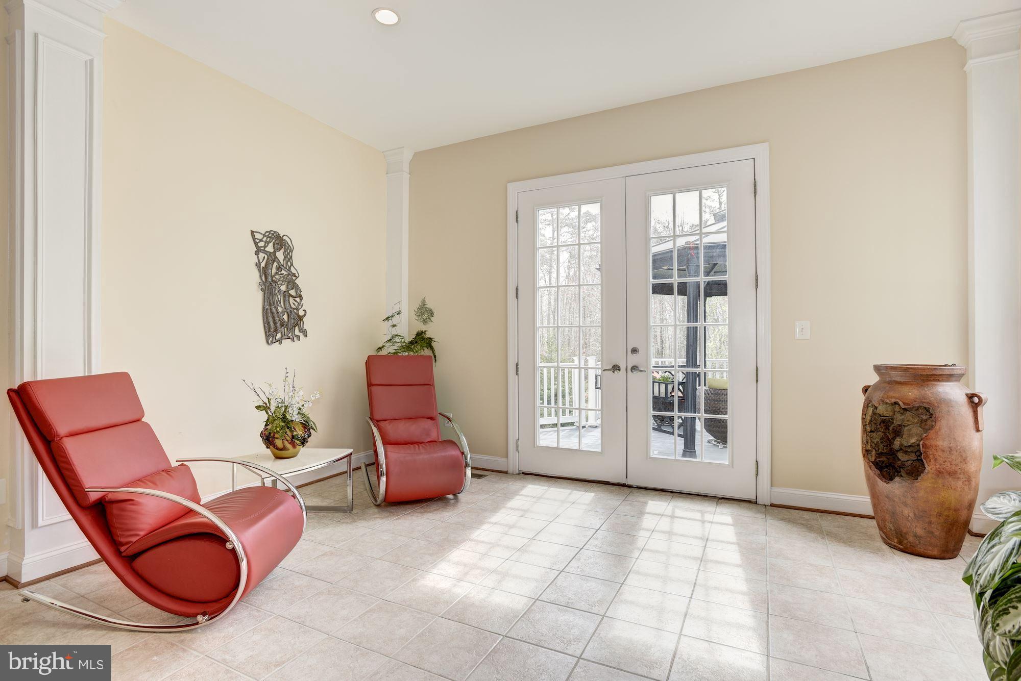 WOLF RUN SHOALS - Residential