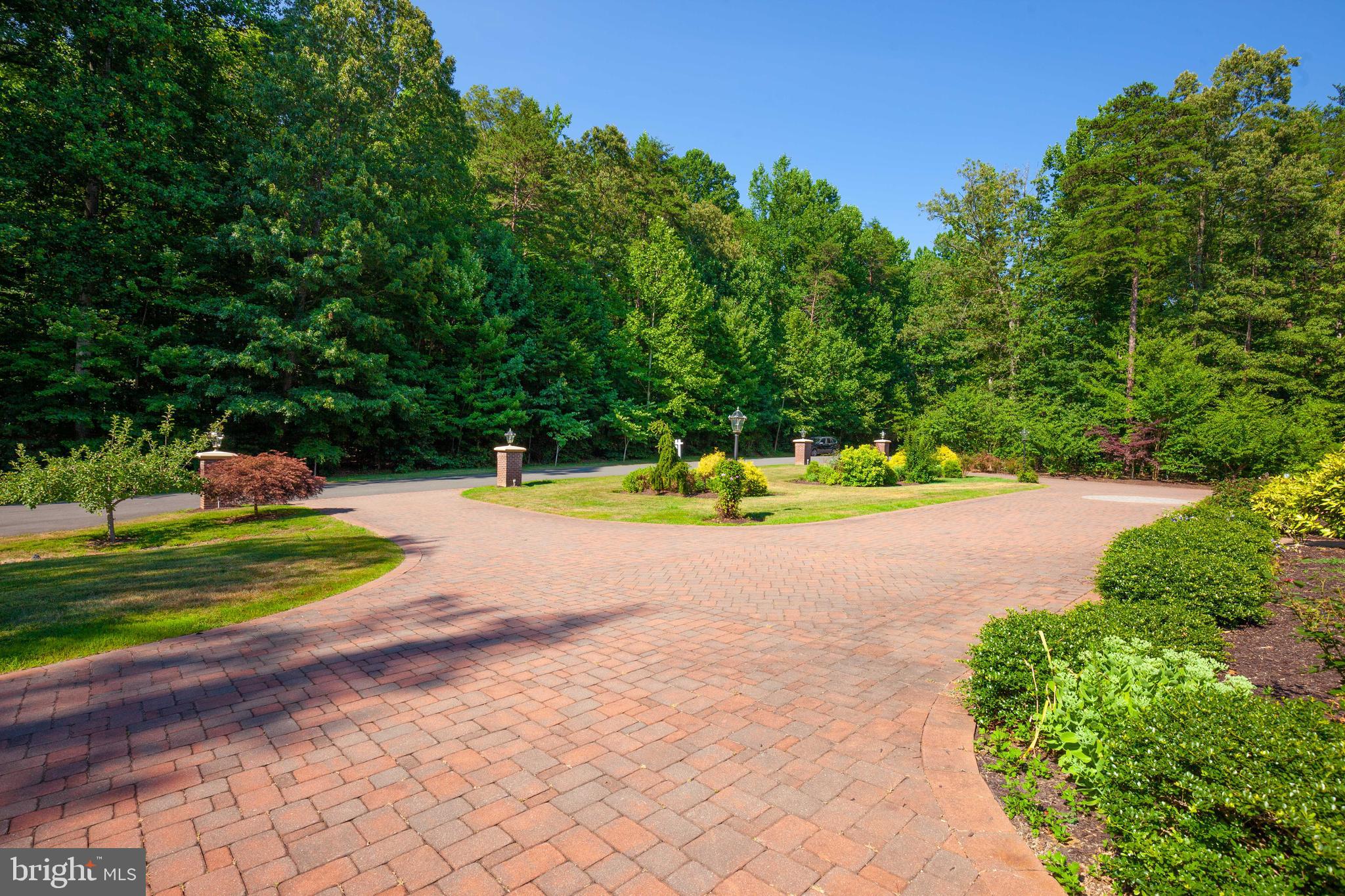 WOLF RUN SHOALS - Residential