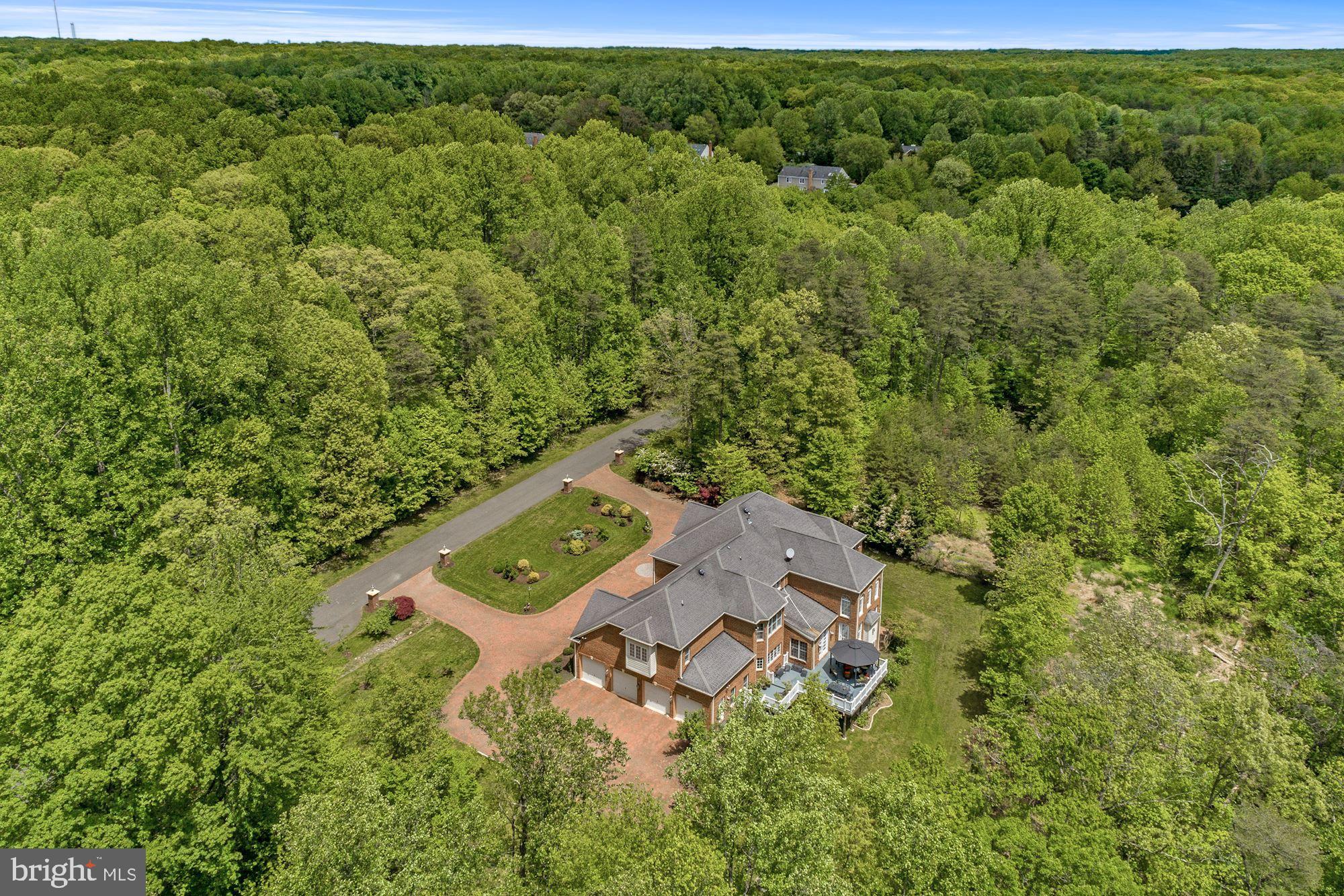 WOLF RUN SHOALS - Residential