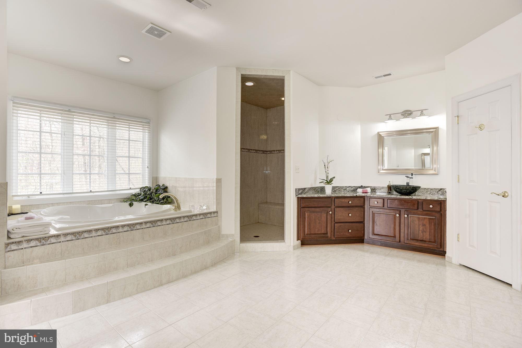 WOLF RUN SHOALS - Residential