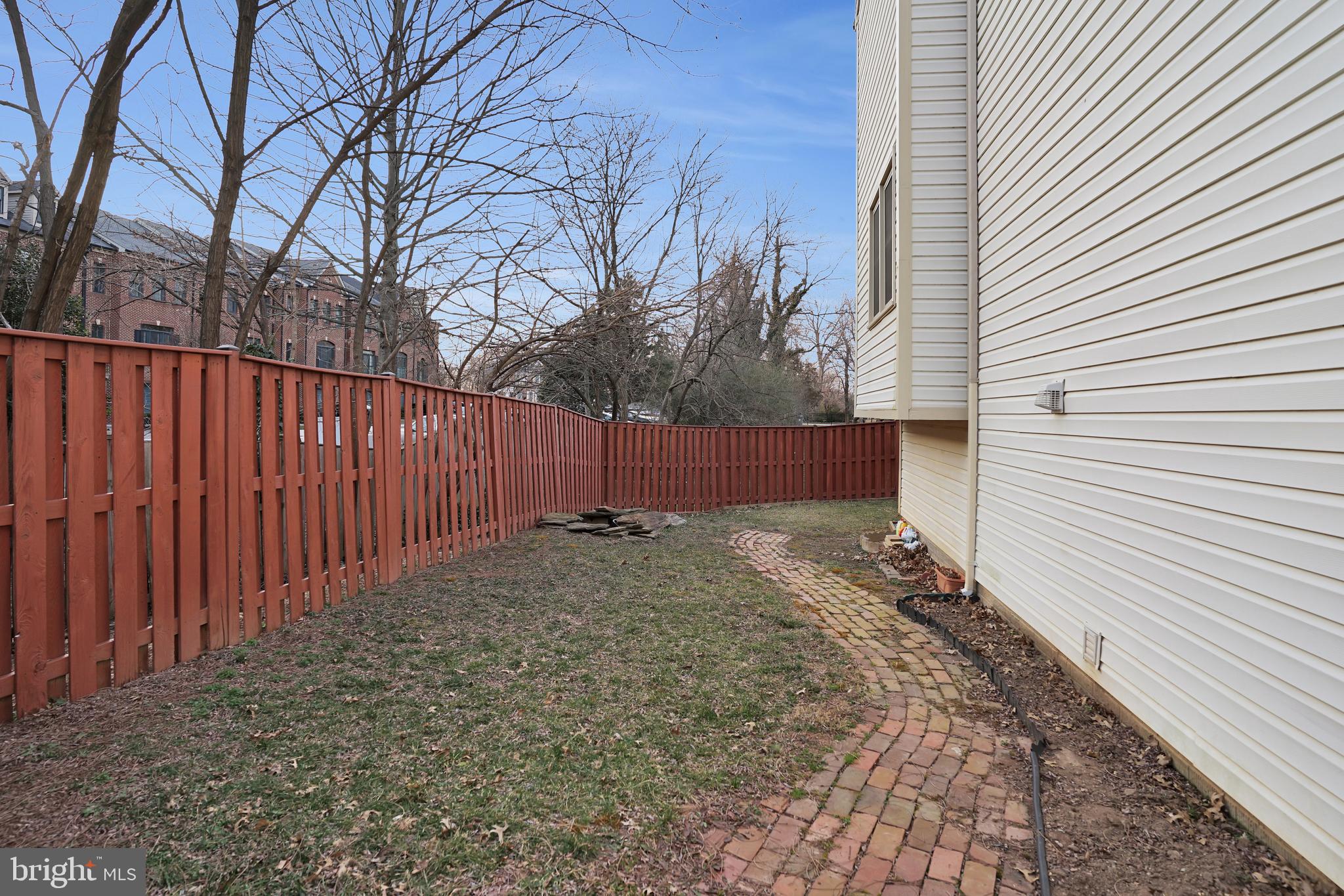 ROXBURY OF MT VERNON - Residential