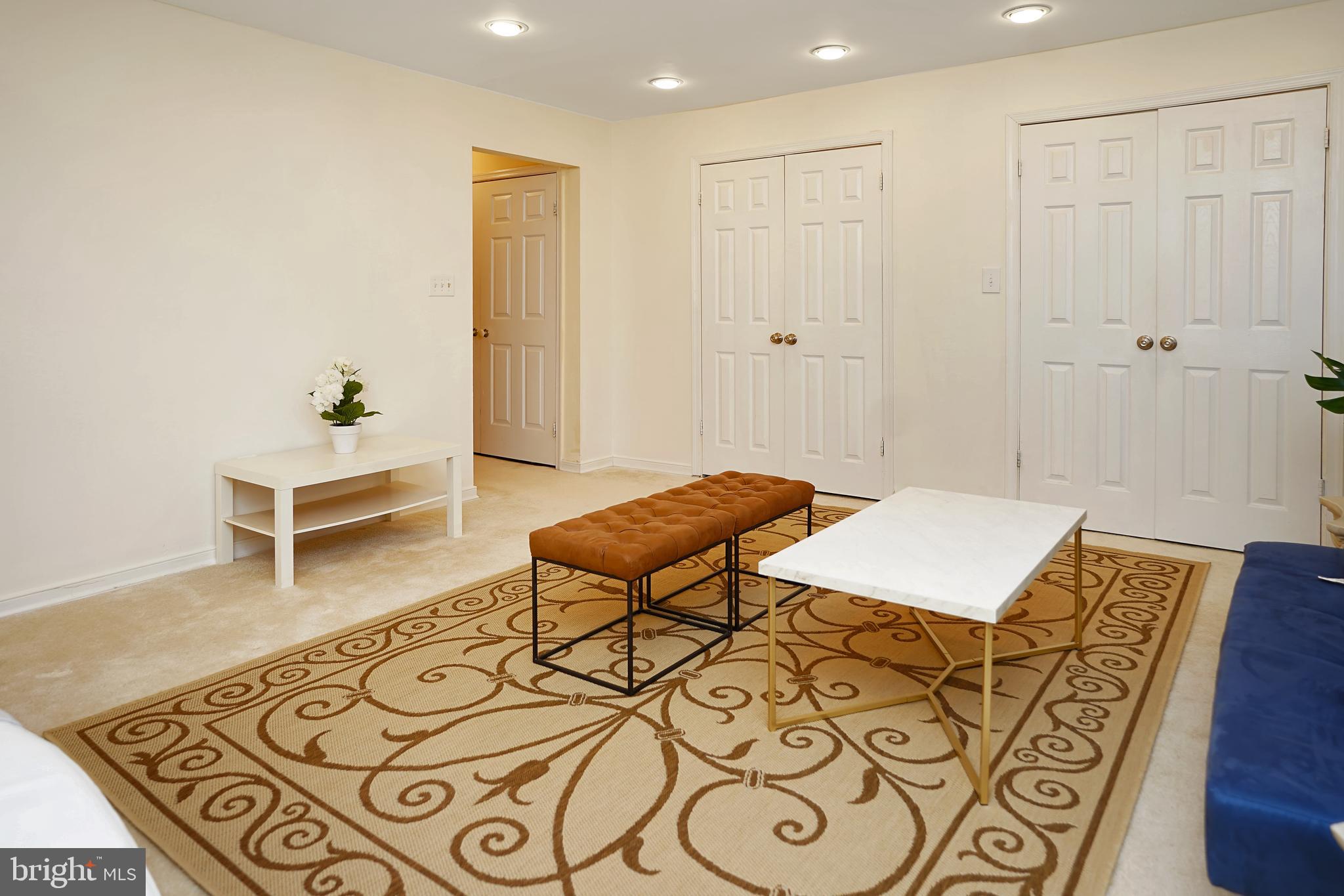 ROXBURY OF MT VERNON - Residential