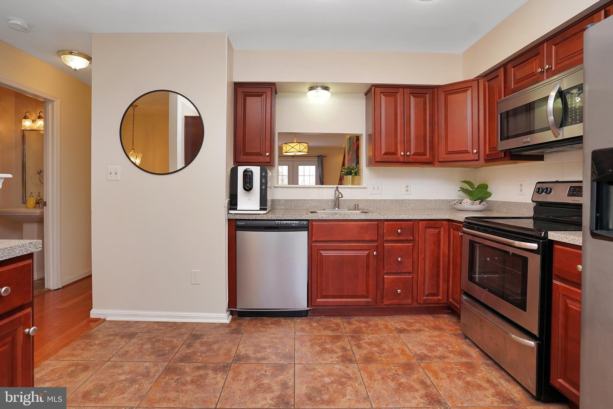 ROXBURY OF MT VERNON - Residential