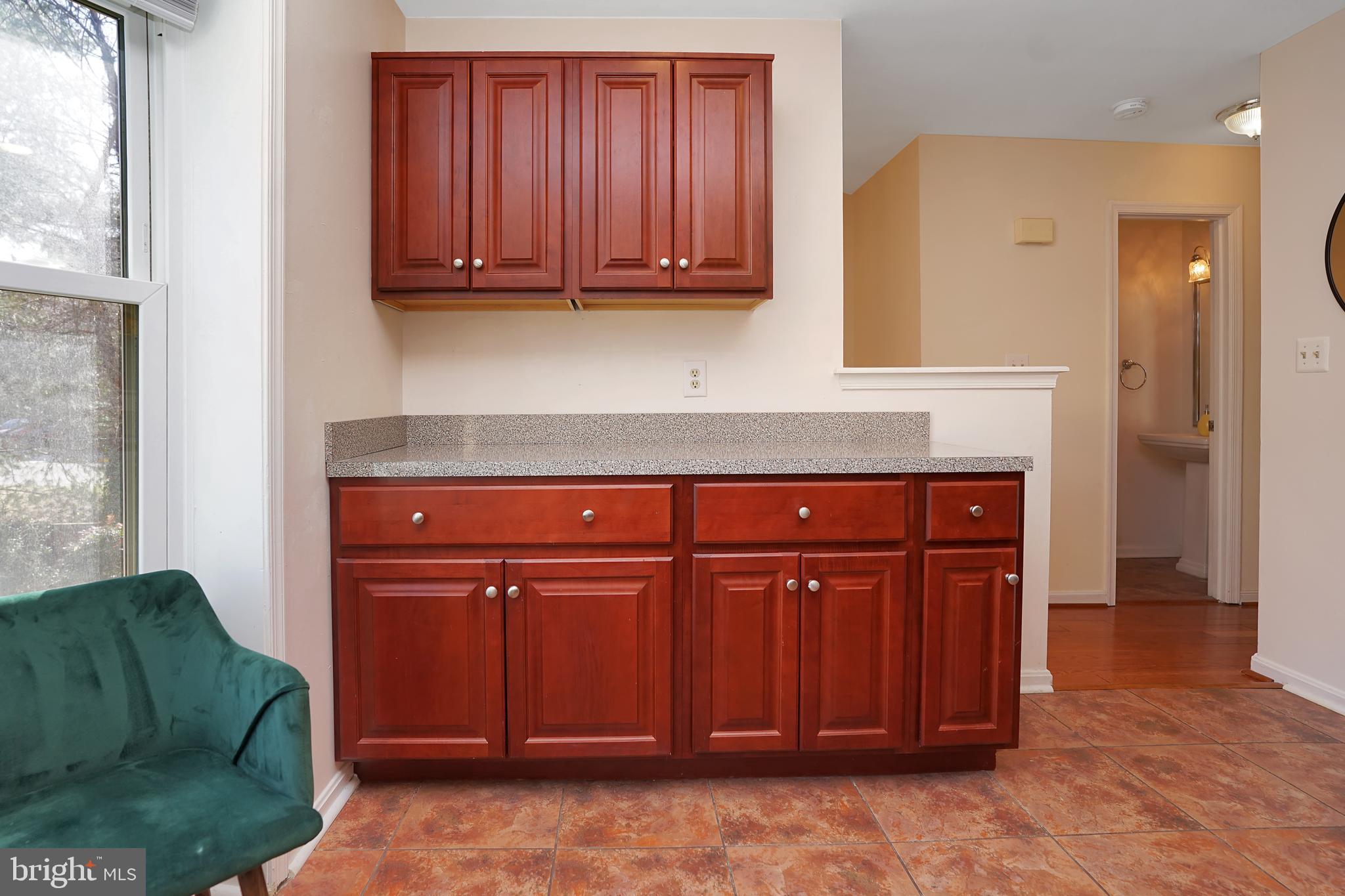 ROXBURY OF MT VERNON - Residential