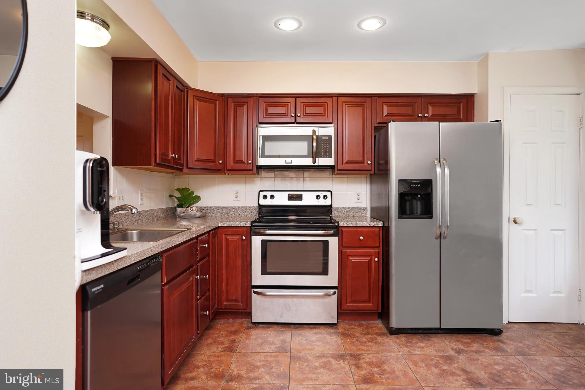 ROXBURY OF MT VERNON - Residential