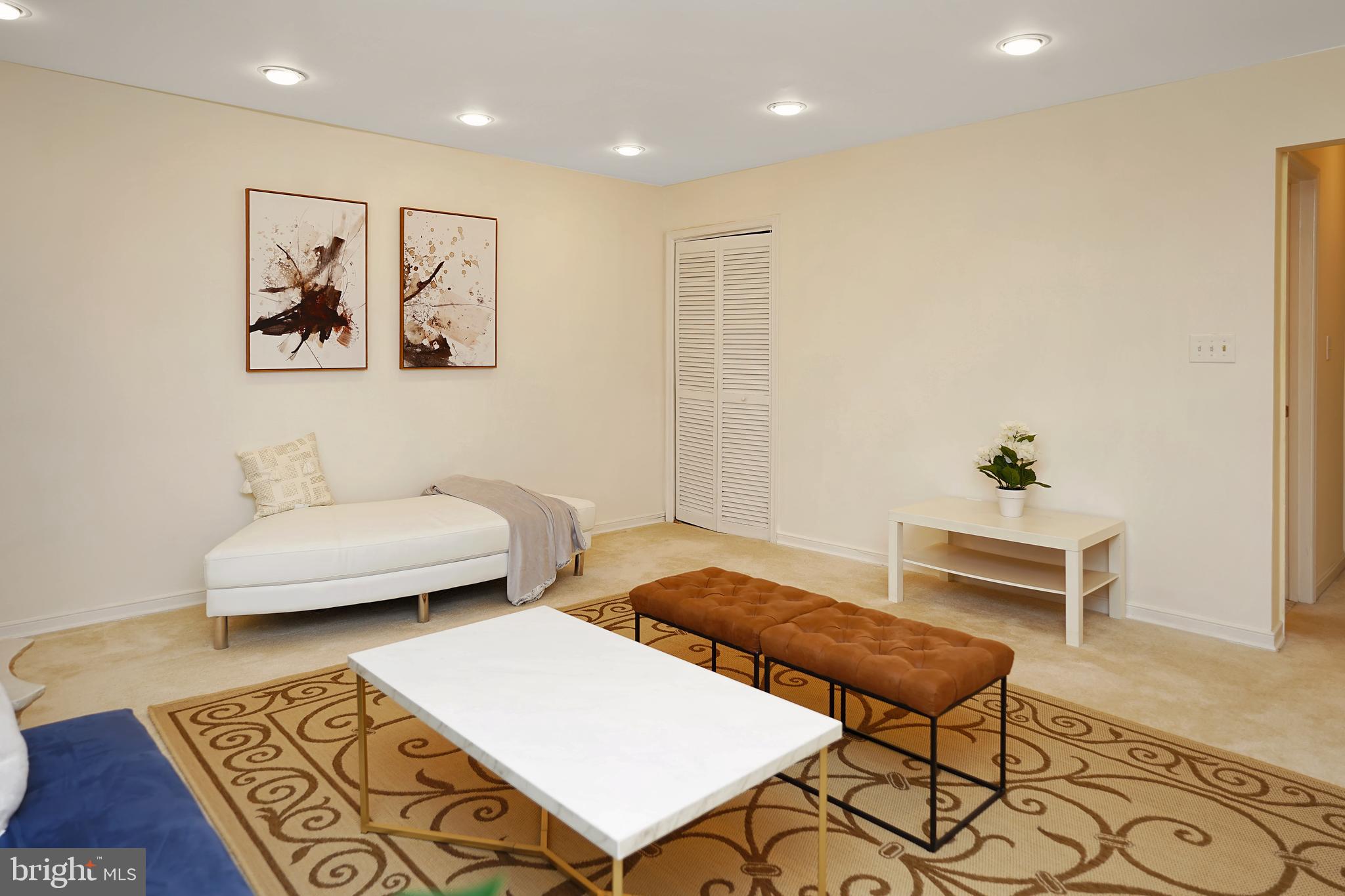 ROXBURY OF MT VERNON - Residential