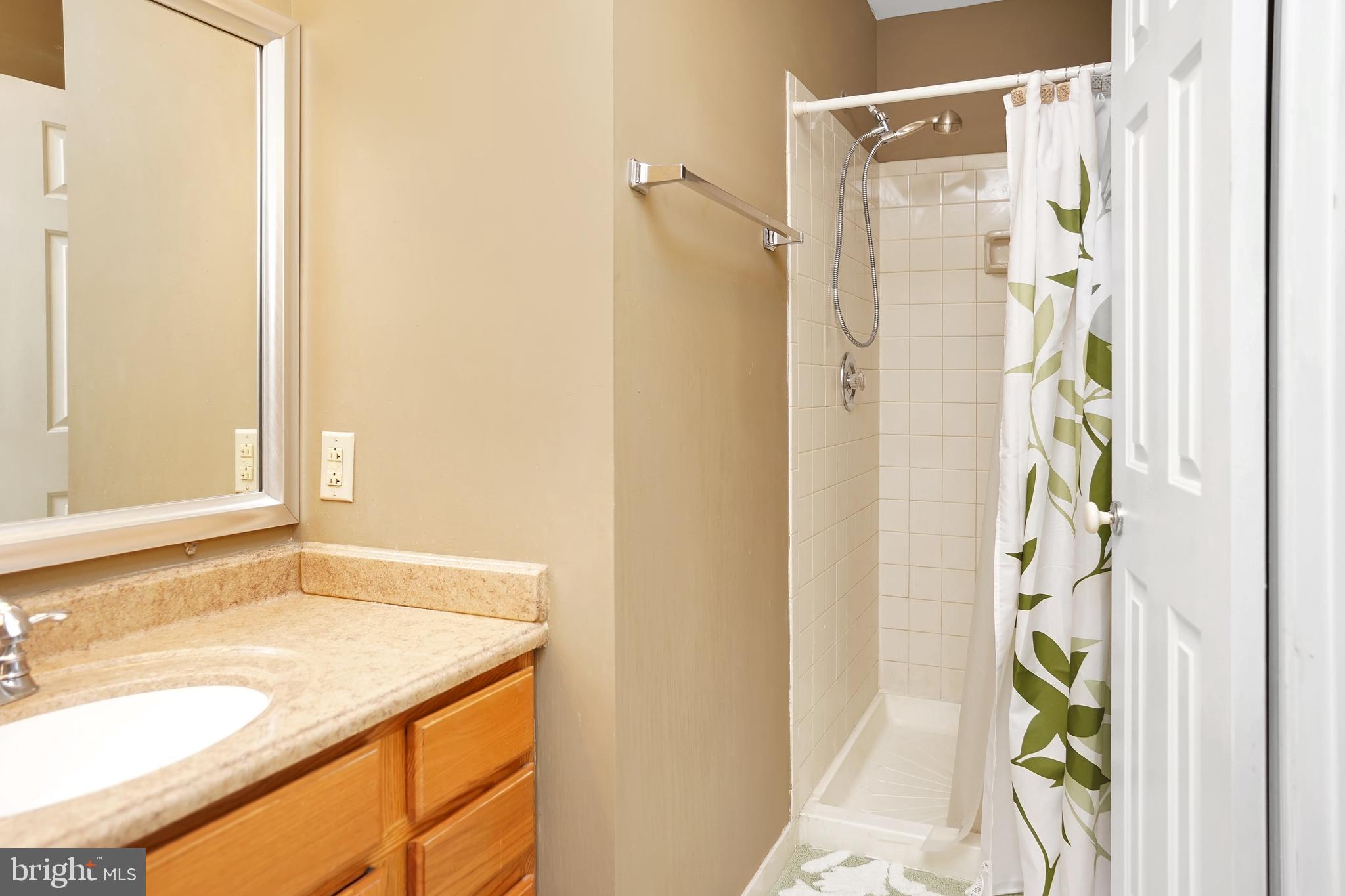 ROXBURY OF MT VERNON - Residential