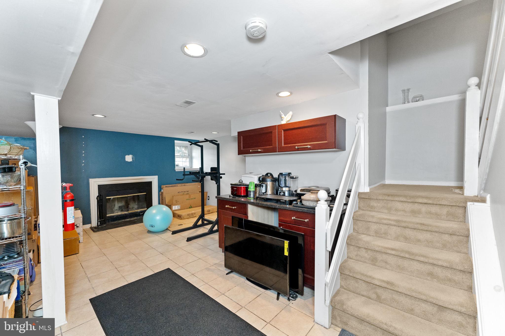 VILLAGE AT GWYNEDD - Residential