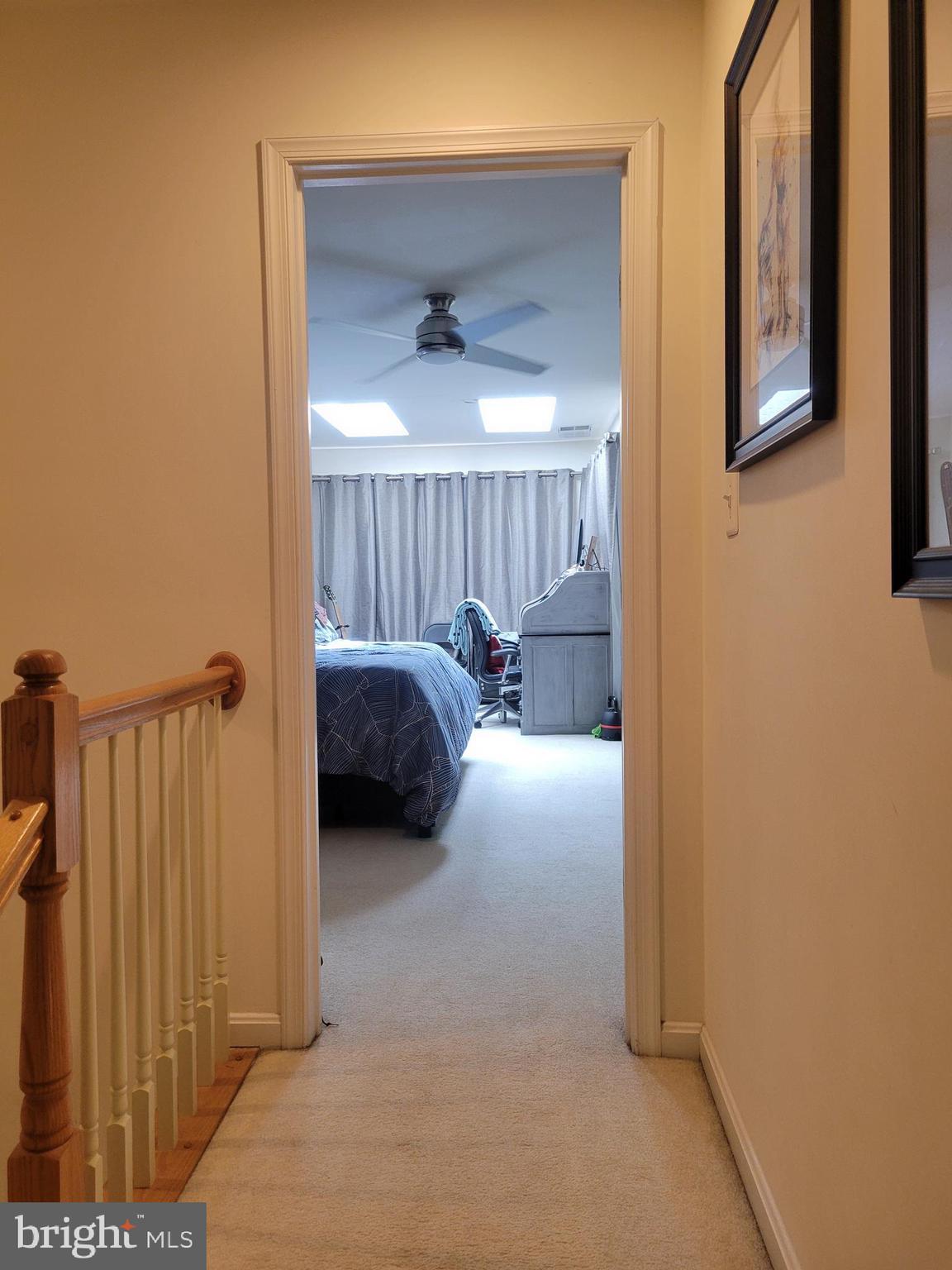 AUTUMN CHASE HUNT - Residential Lease