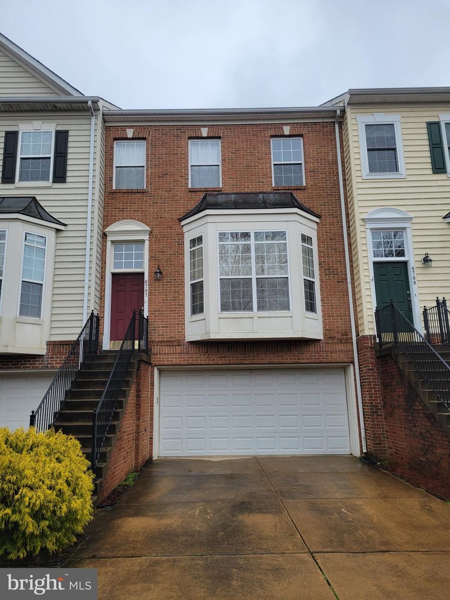 **Magnificent 3 Level 2 Car Garage Townhome** backing woods and park. * Conveniently located near Springfield Metro, Fort Belvoir, shopping and makes for an easy commute. (Near I-395, 495, 95)* Kitchen boasts upgraded appliances and cabinets with a breakfast room off the kitchen that opens to the deck looking out into a wooded area!