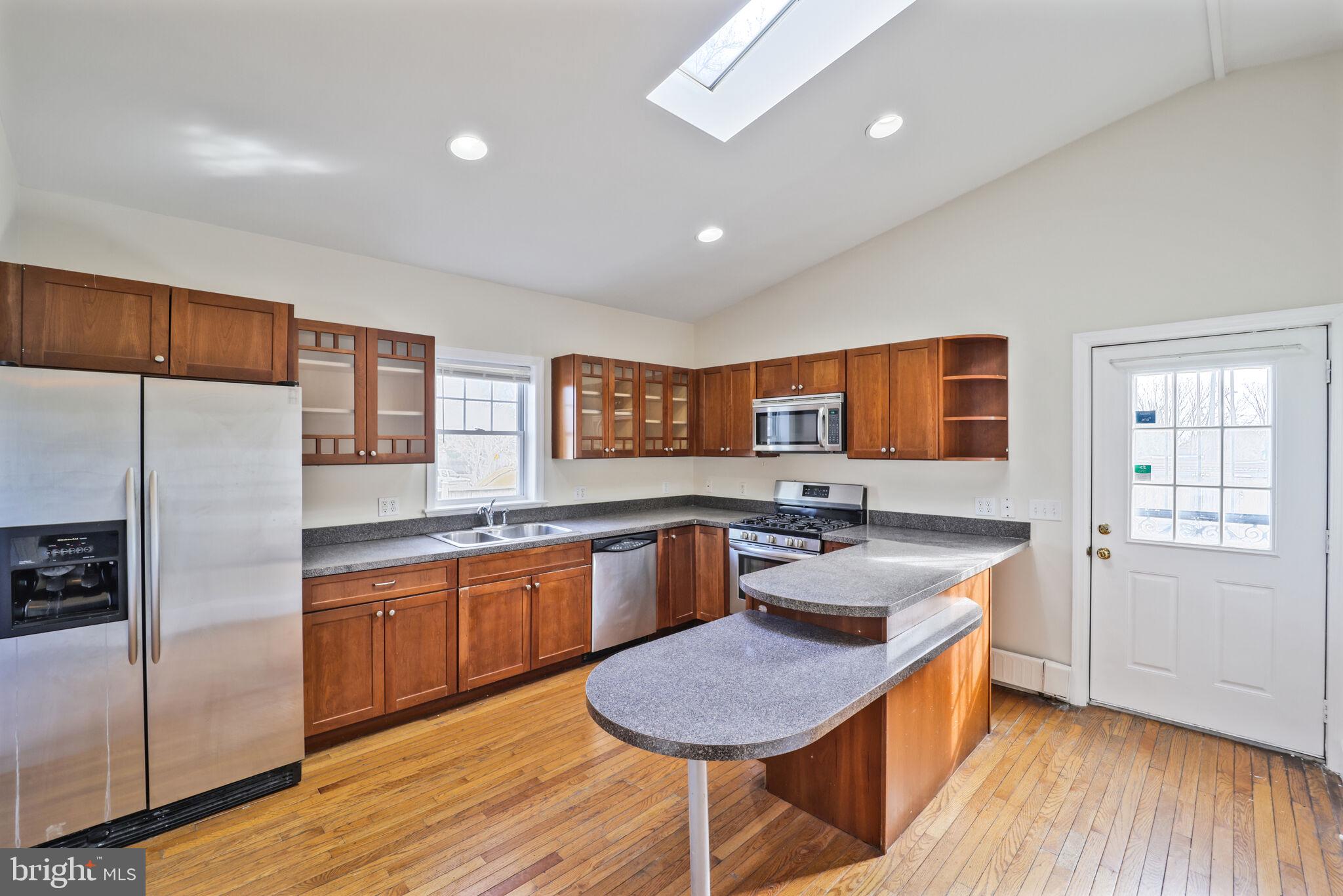 114 SHERIDAN STREET NW