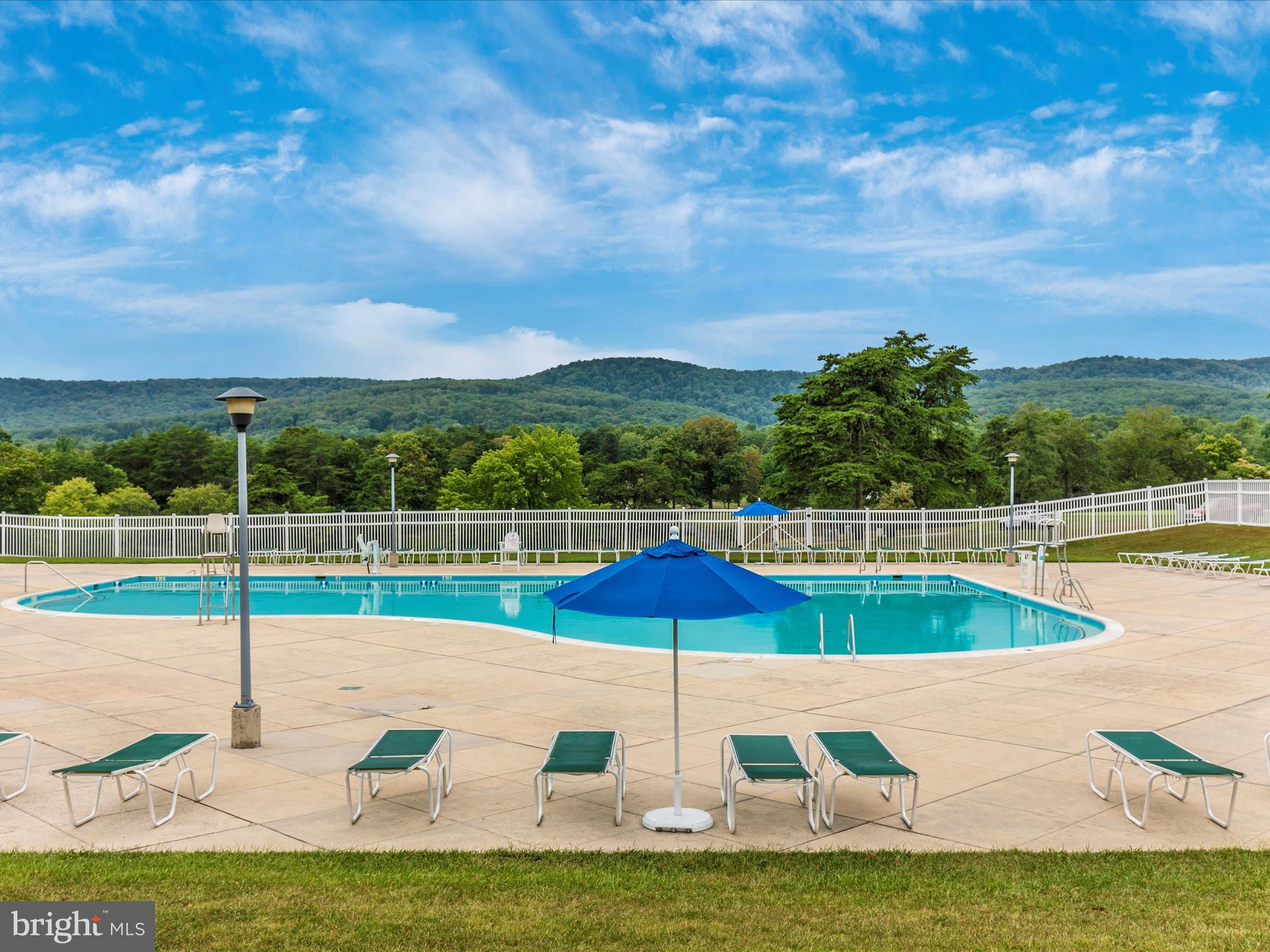 THE WOODS - Residential