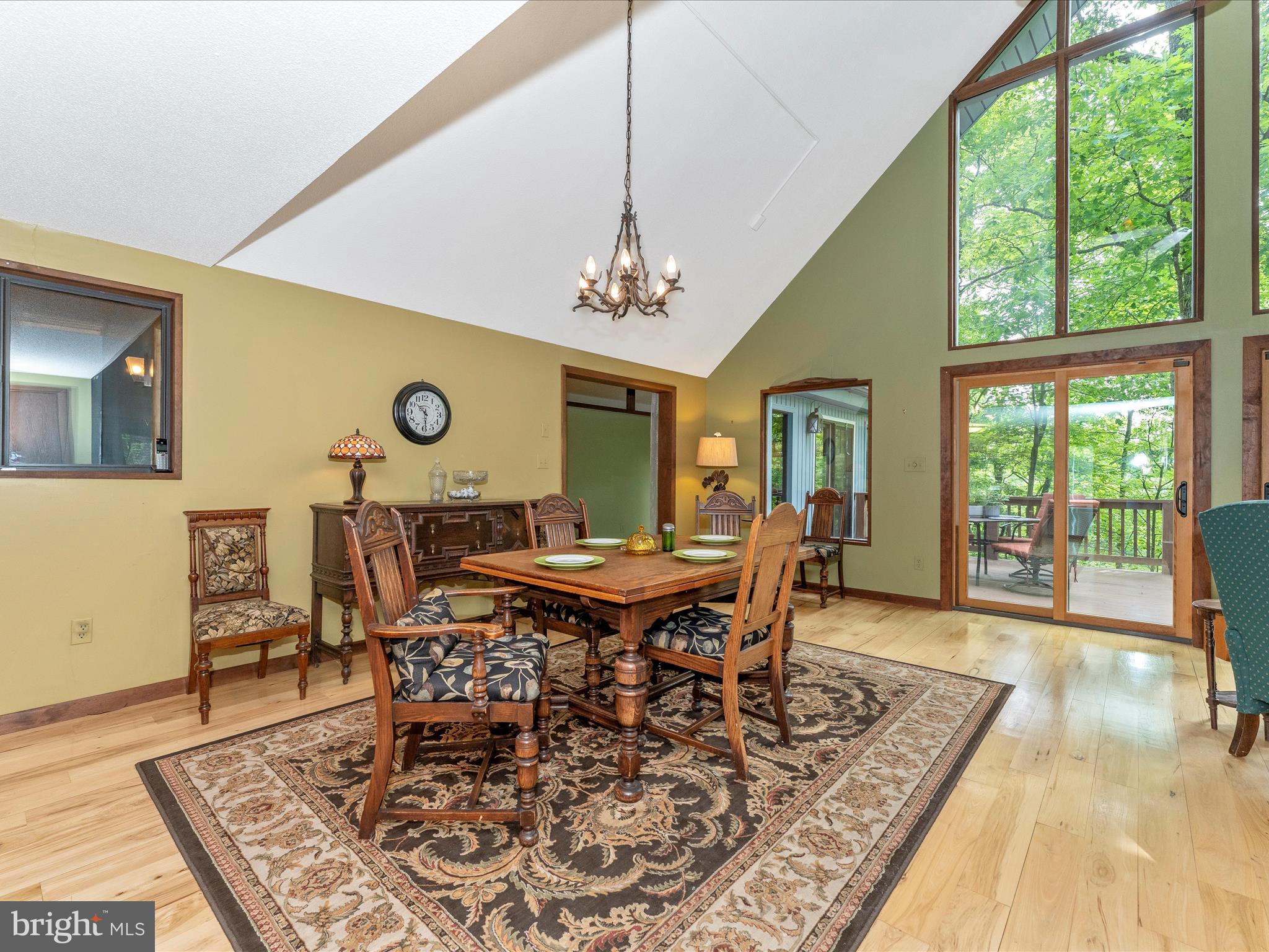 THE WOODS - Residential