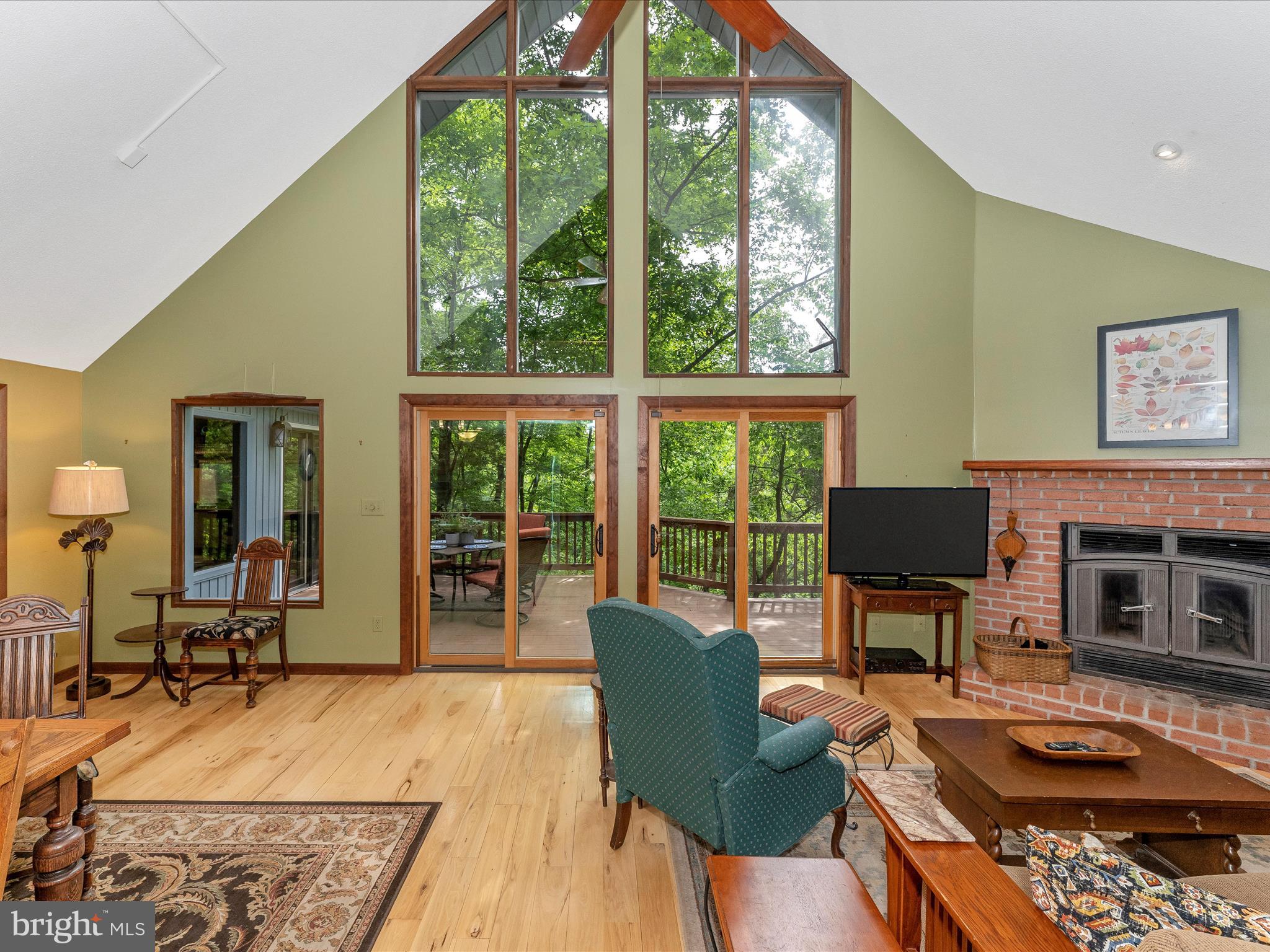 THE WOODS - Residential