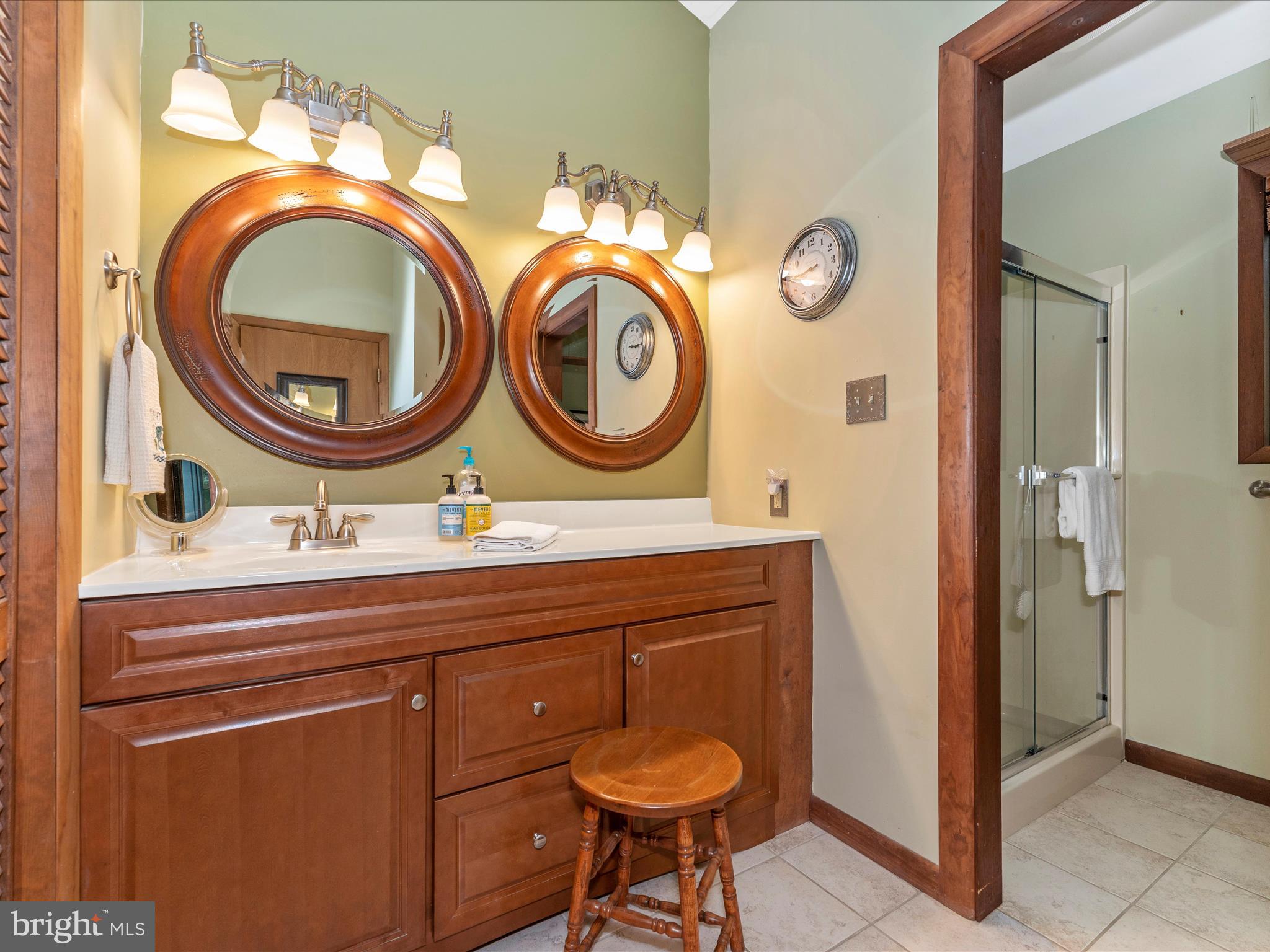 THE WOODS - Residential