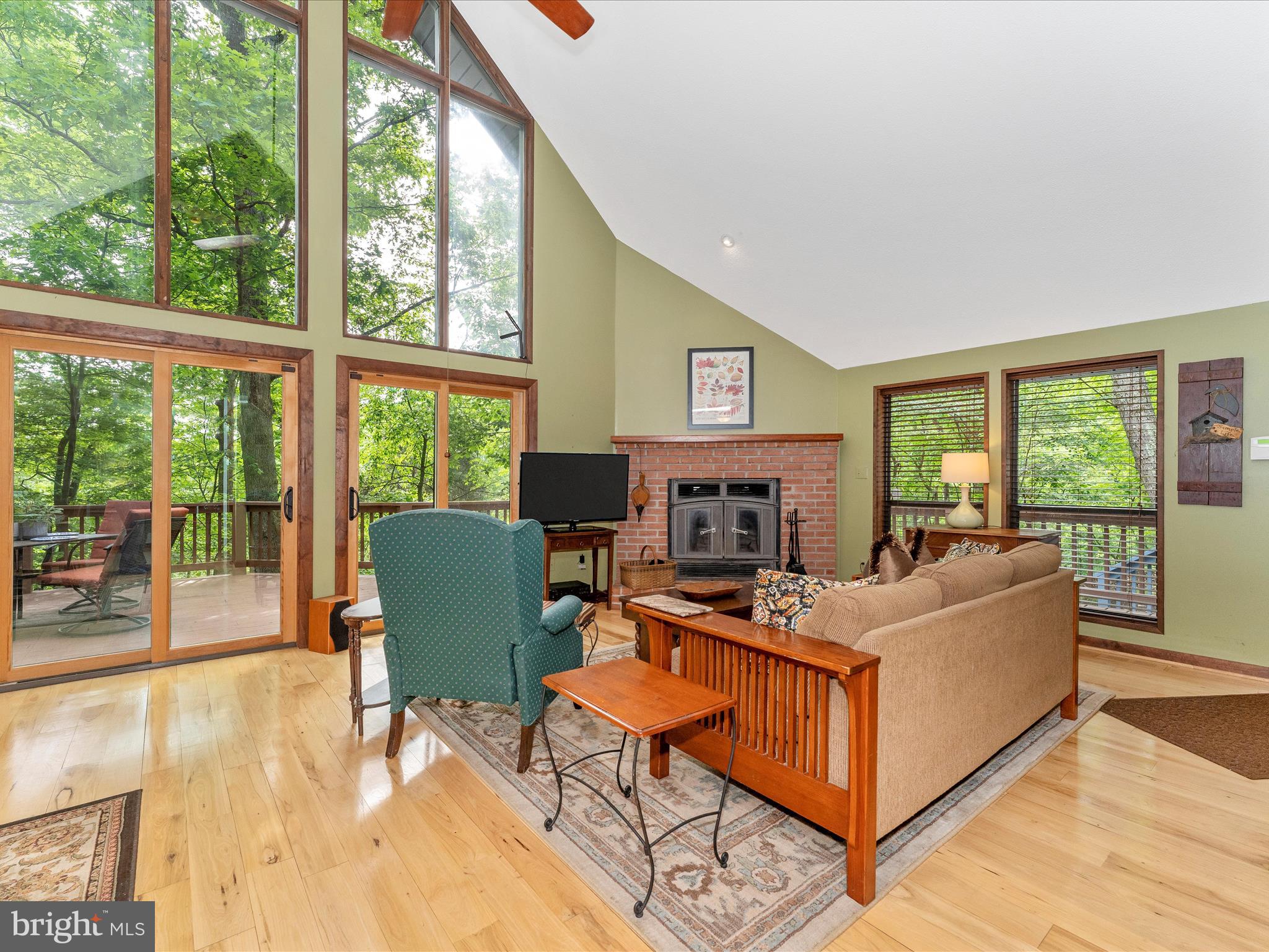 THE WOODS - Residential