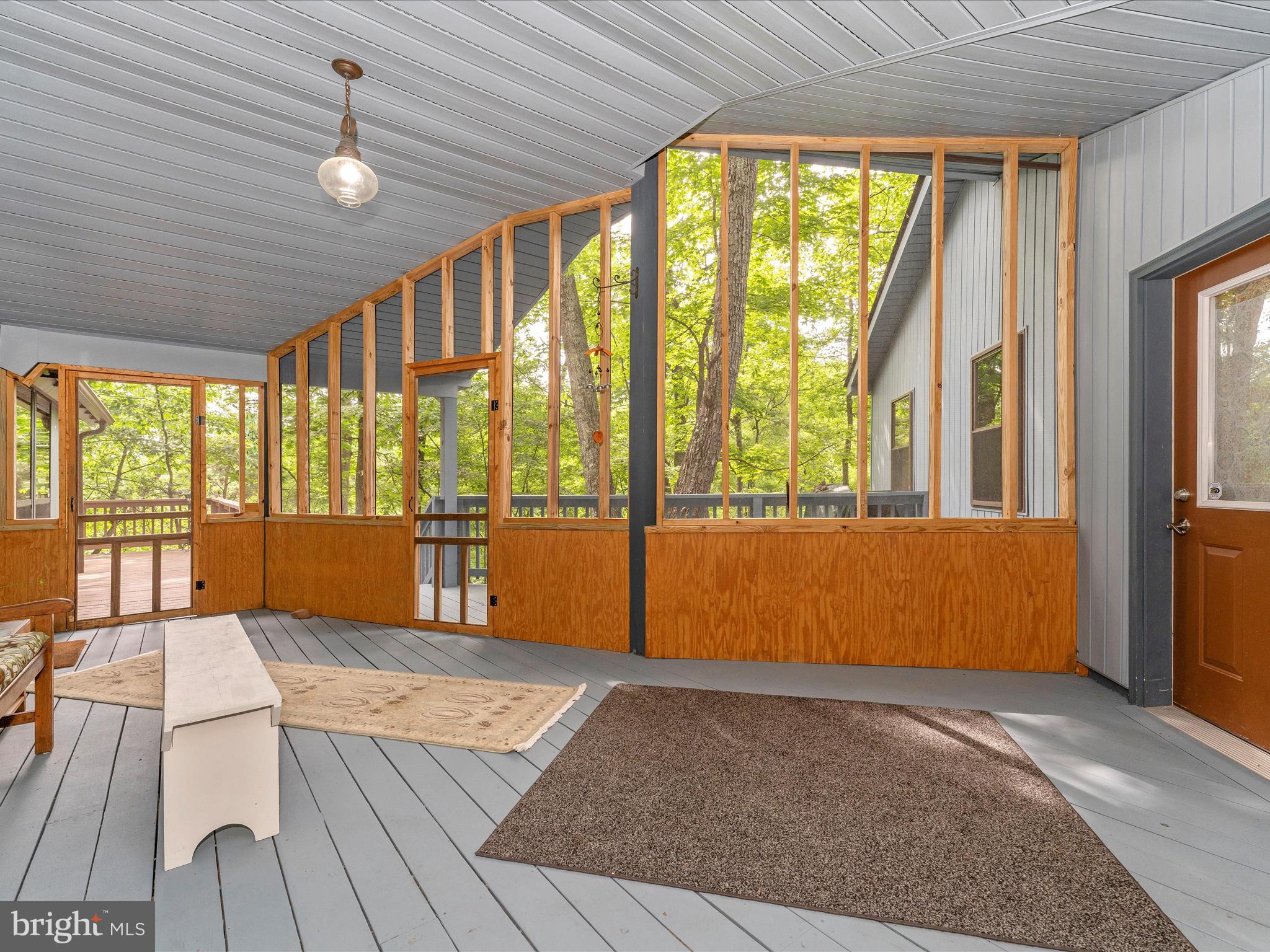 THE WOODS - Residential