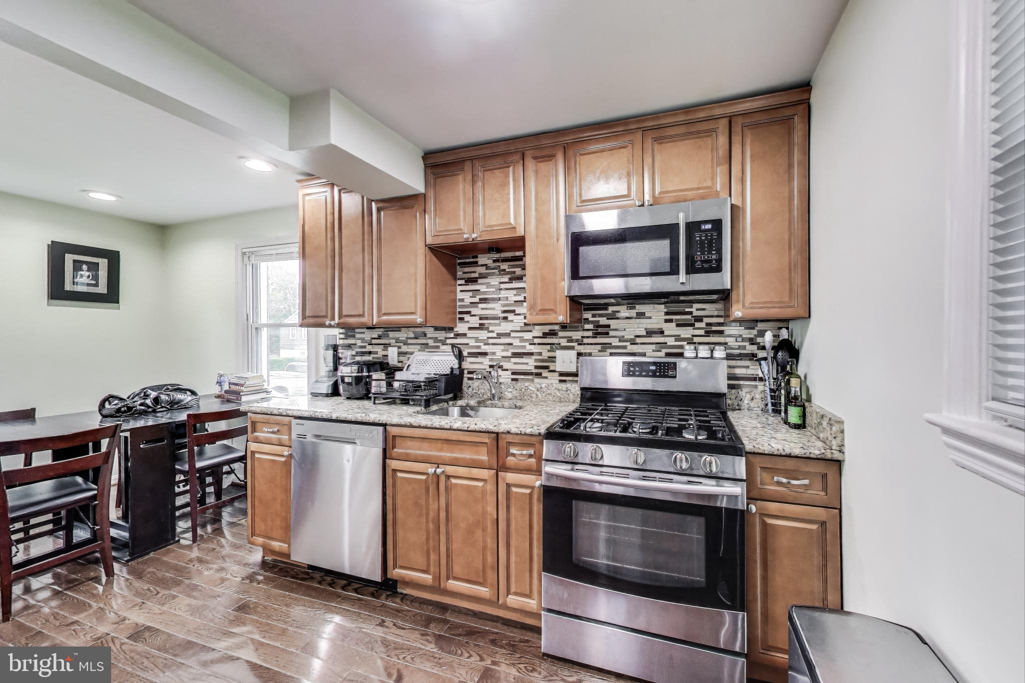 HOLLYWOOD - Residential