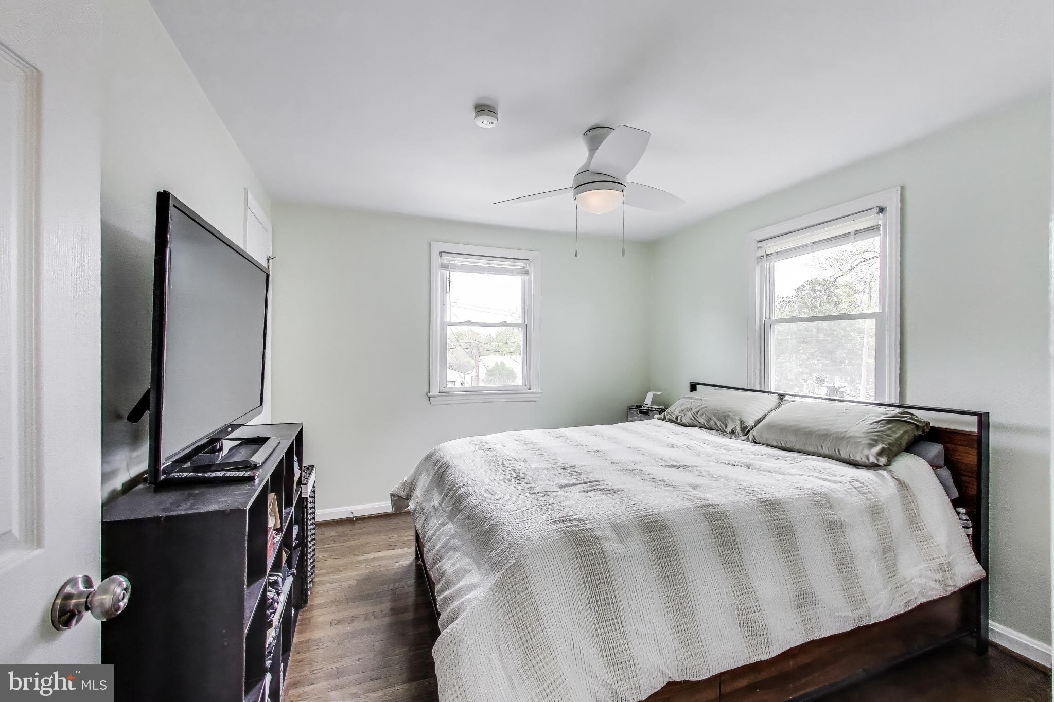 HOLLYWOOD - Residential