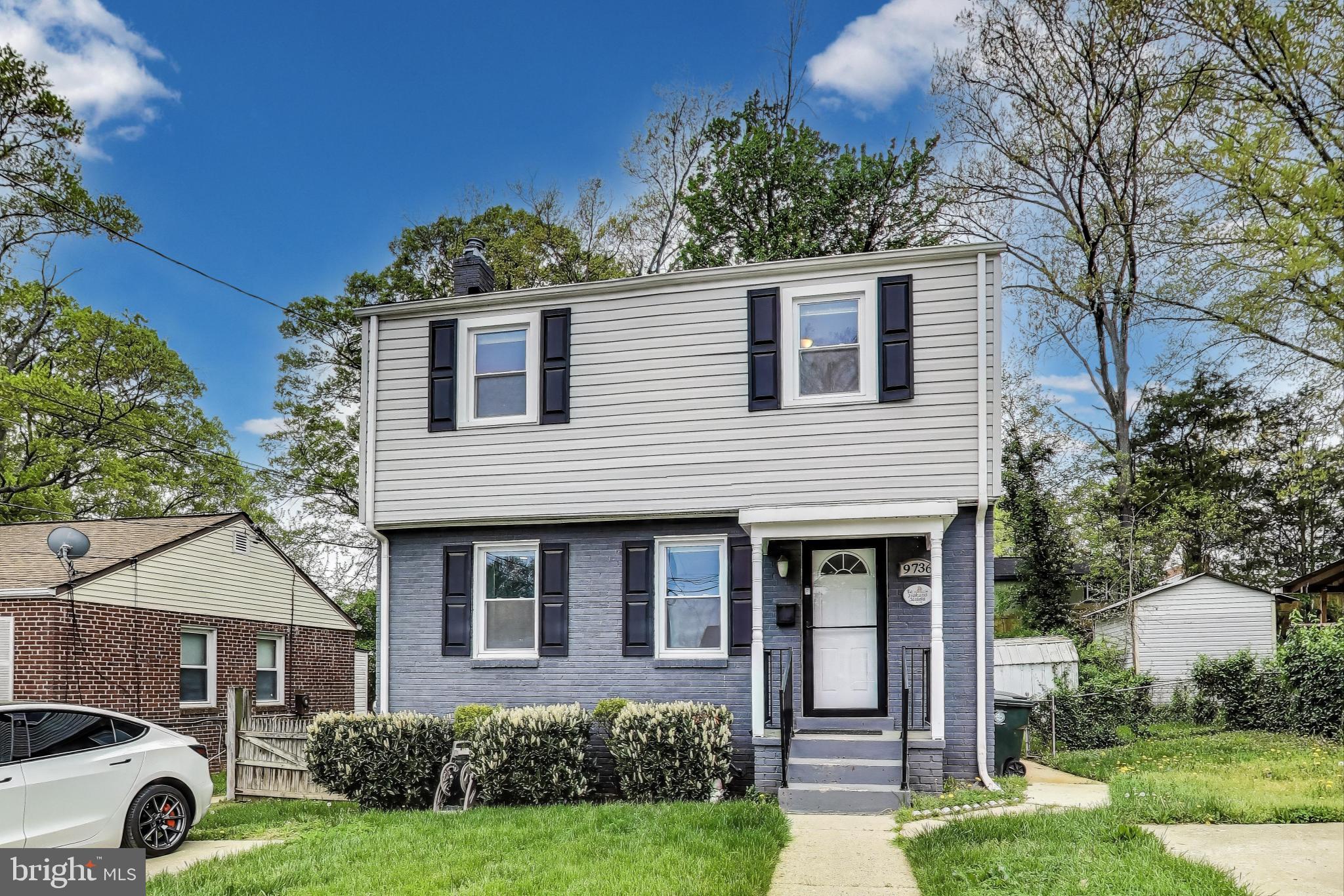 HOLLYWOOD - Residential