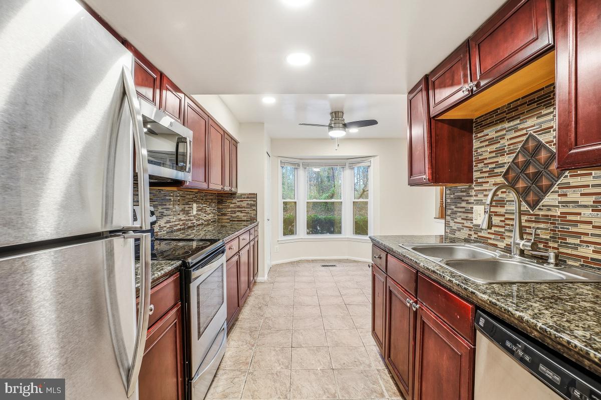 SHANNON STATION - Residential Lease