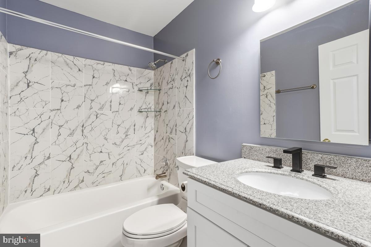 SHANNON STATION - Residential Lease