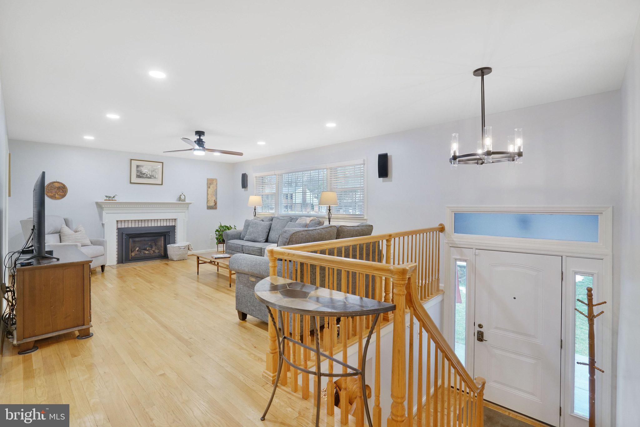 6125 BEECH TREE DRIVE