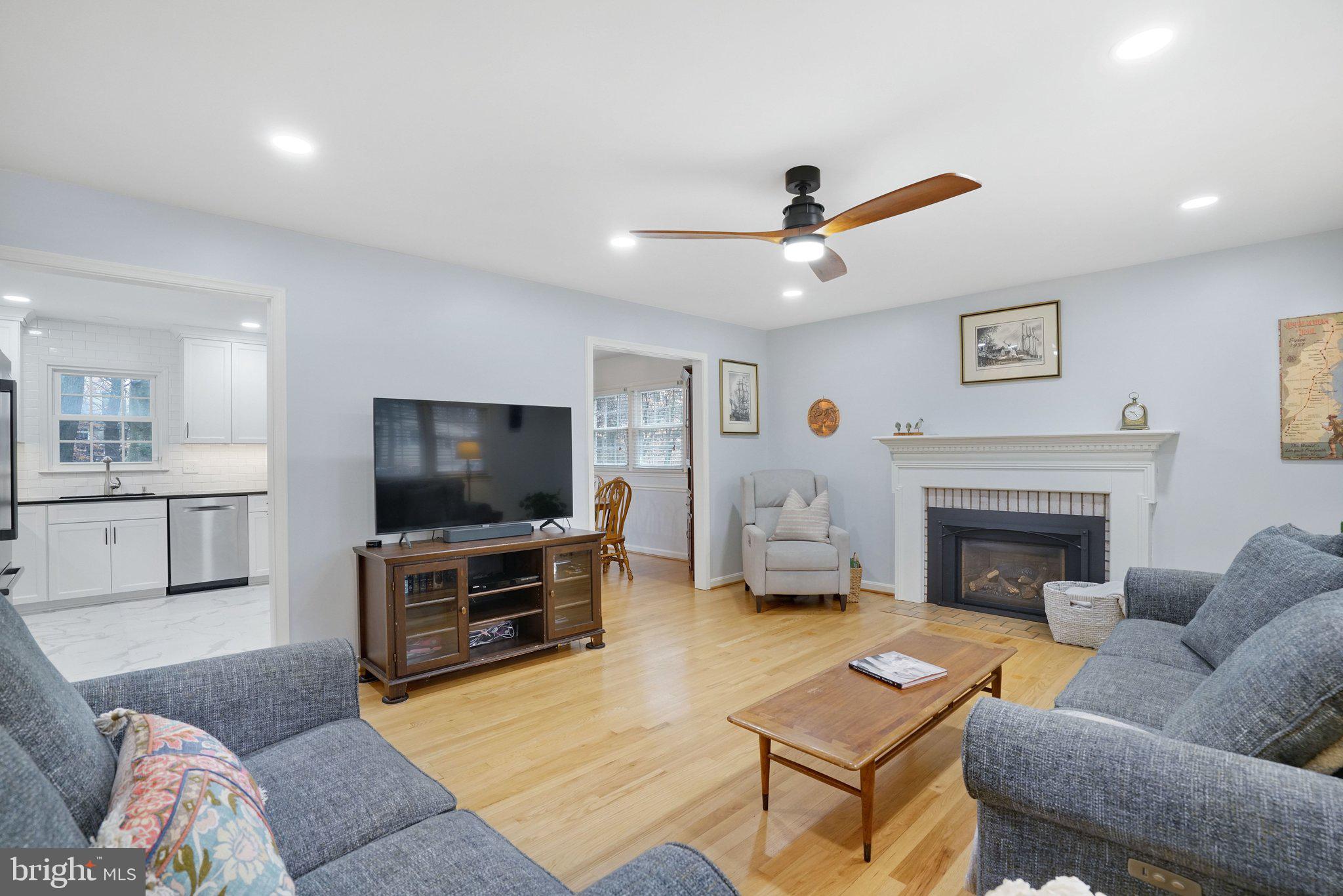 6125 BEECH TREE DRIVE