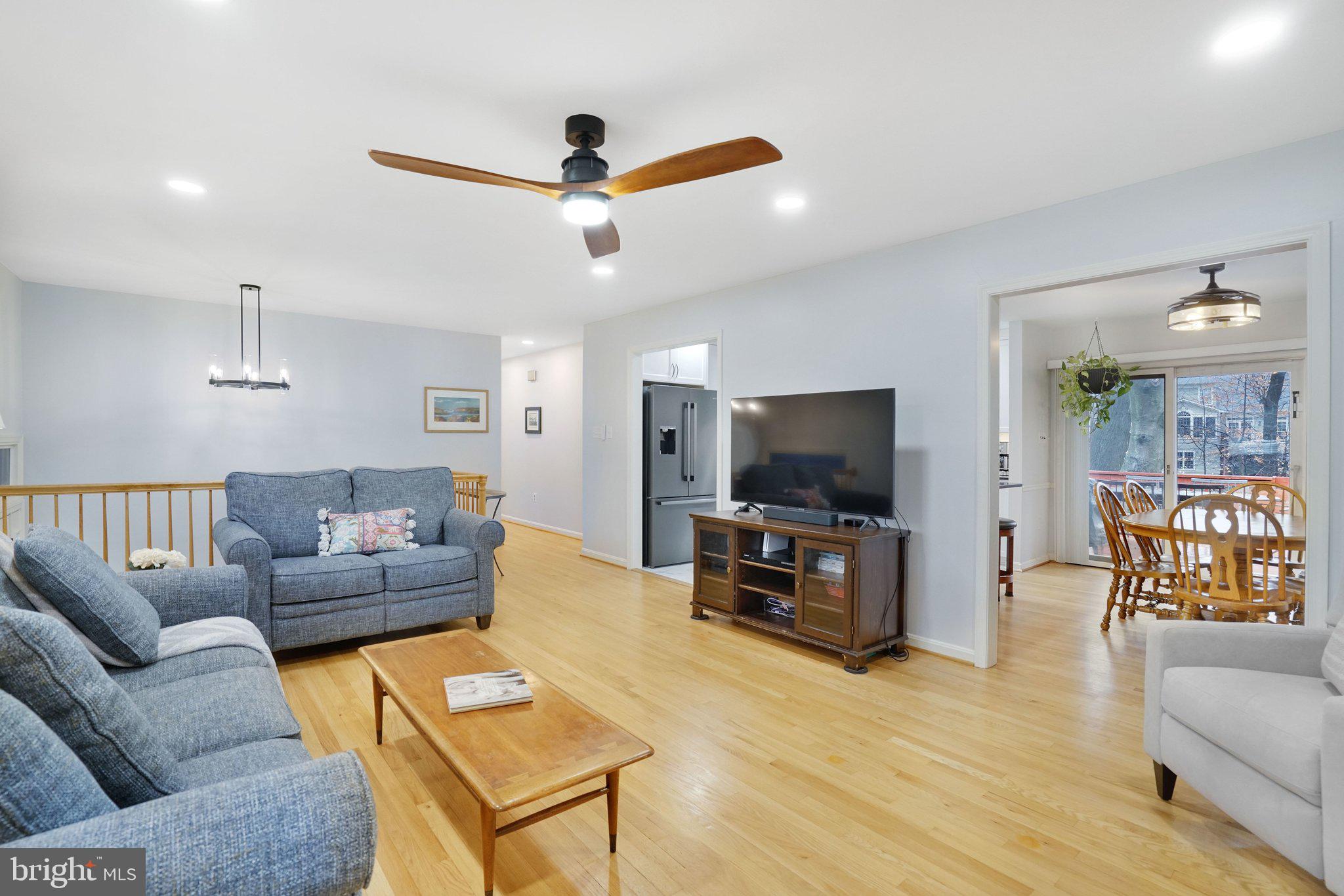 6125 BEECH TREE DRIVE