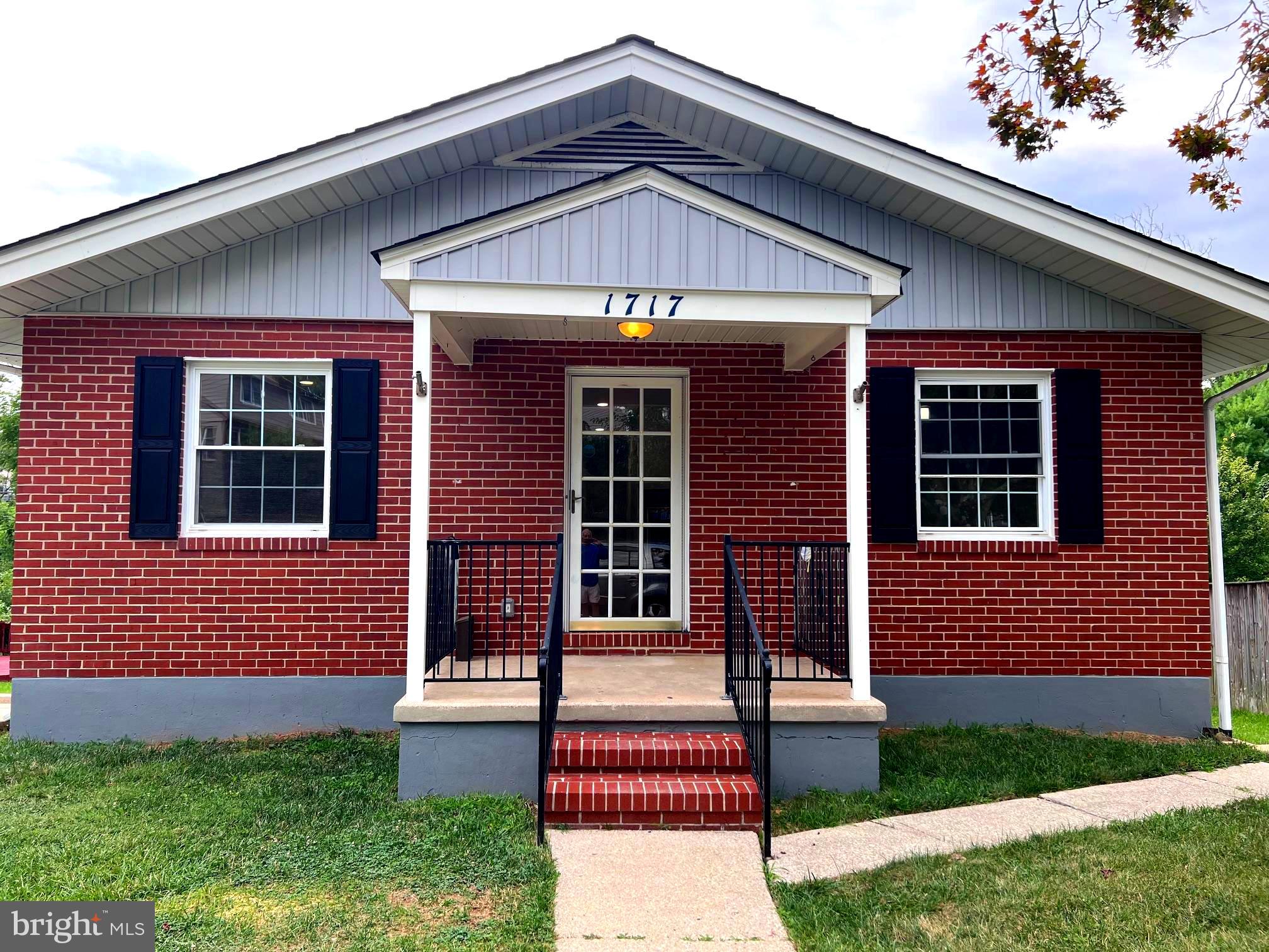 1717 GREENSPRING DRIVE